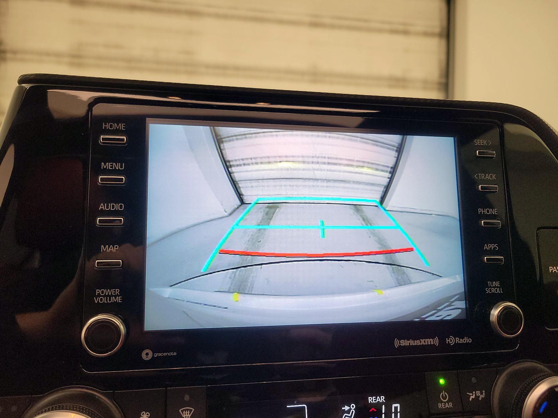 Thumbnail: 2021 Toyota Highlander - 14