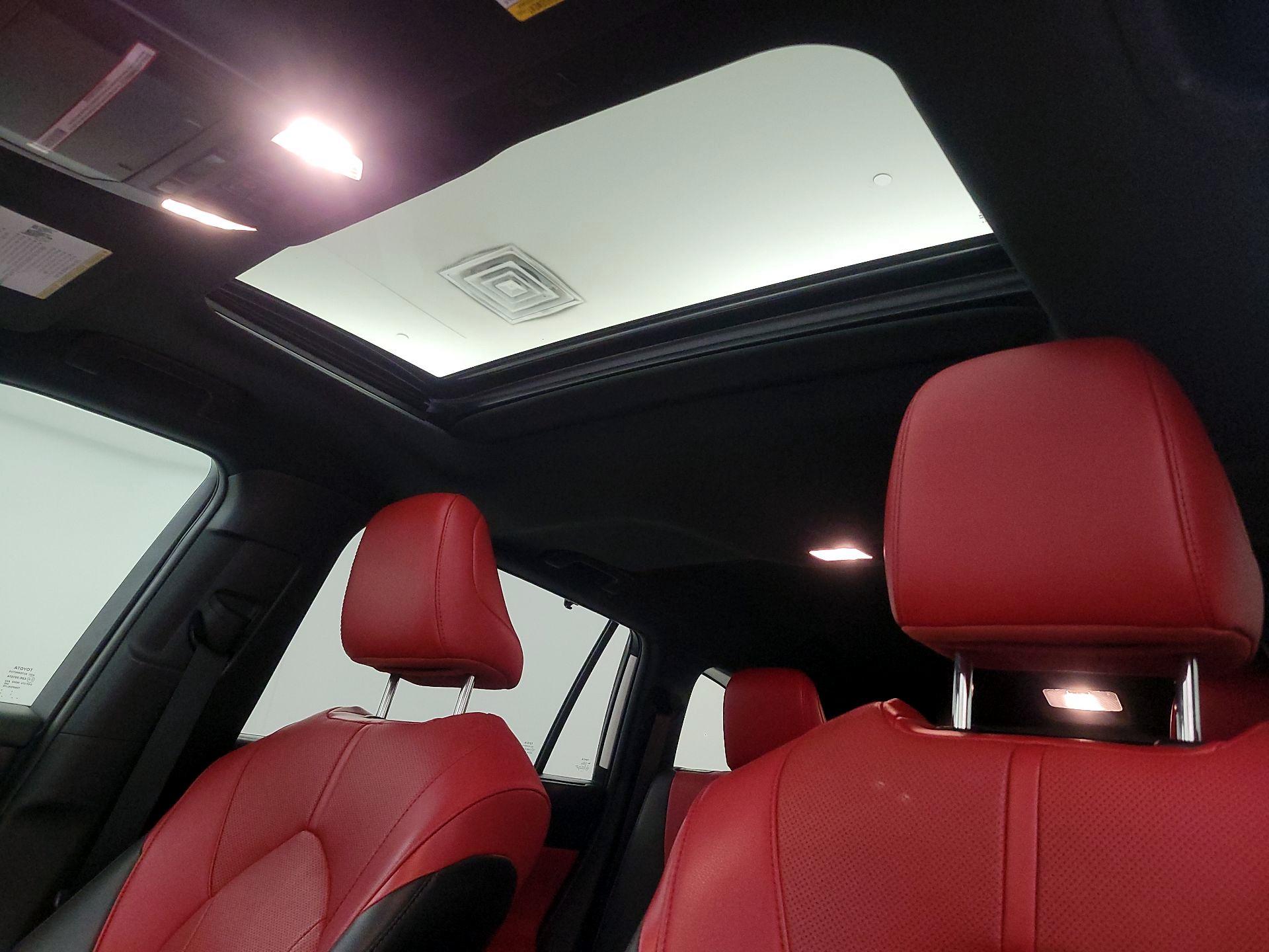 Thumbnail: 2021 Toyota Highlander - 19