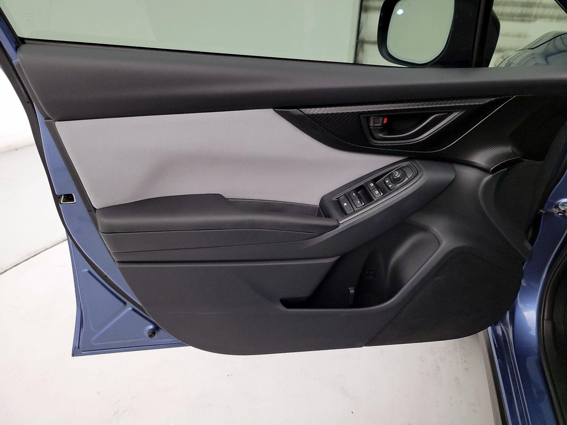 Thumbnail: 2020 Subaru Crosstrek - 12