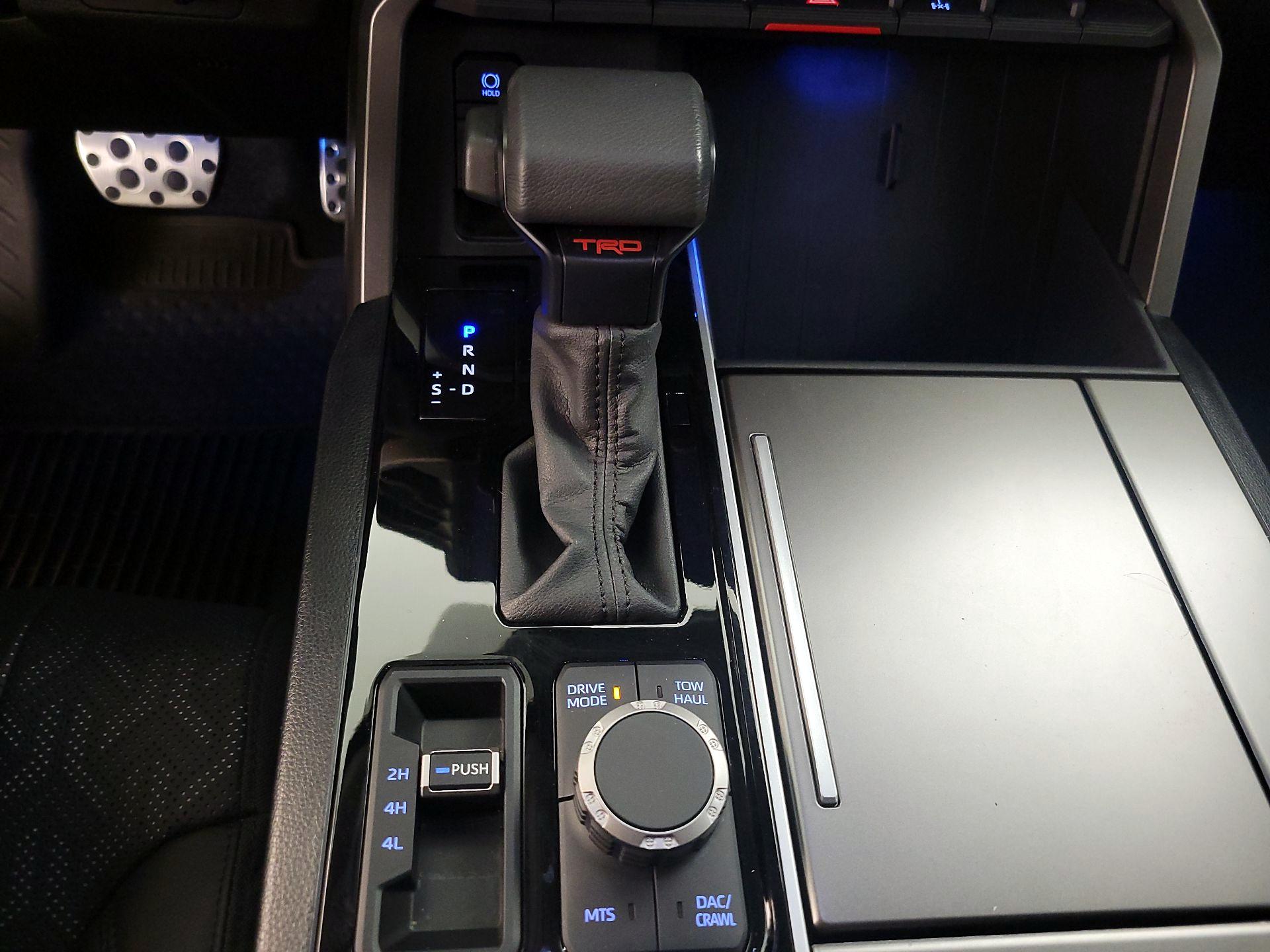 Thumbnail: 2024 Toyota Sequoia - 17