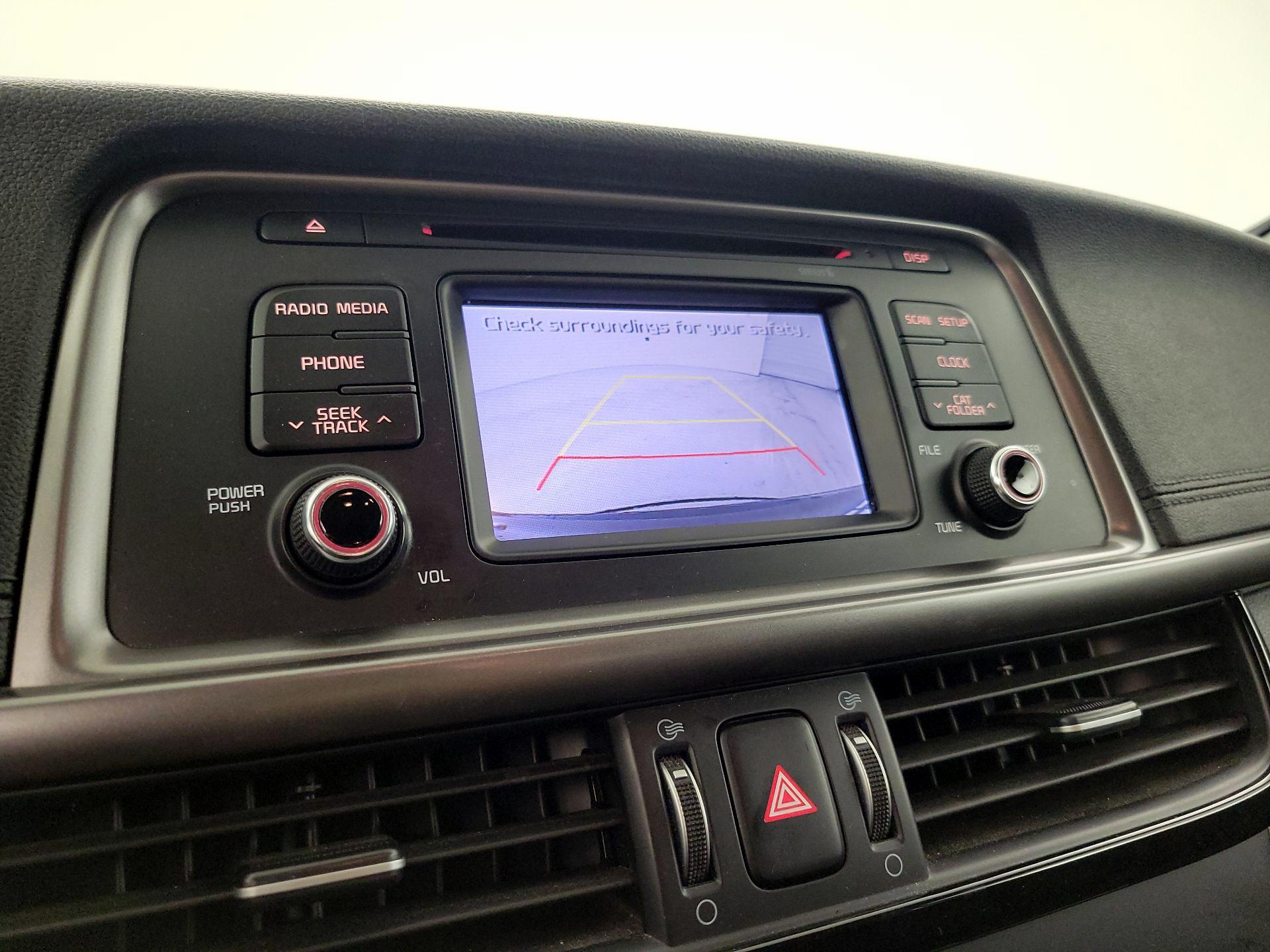 Thumbnail: 2016 Kia Optima - 14