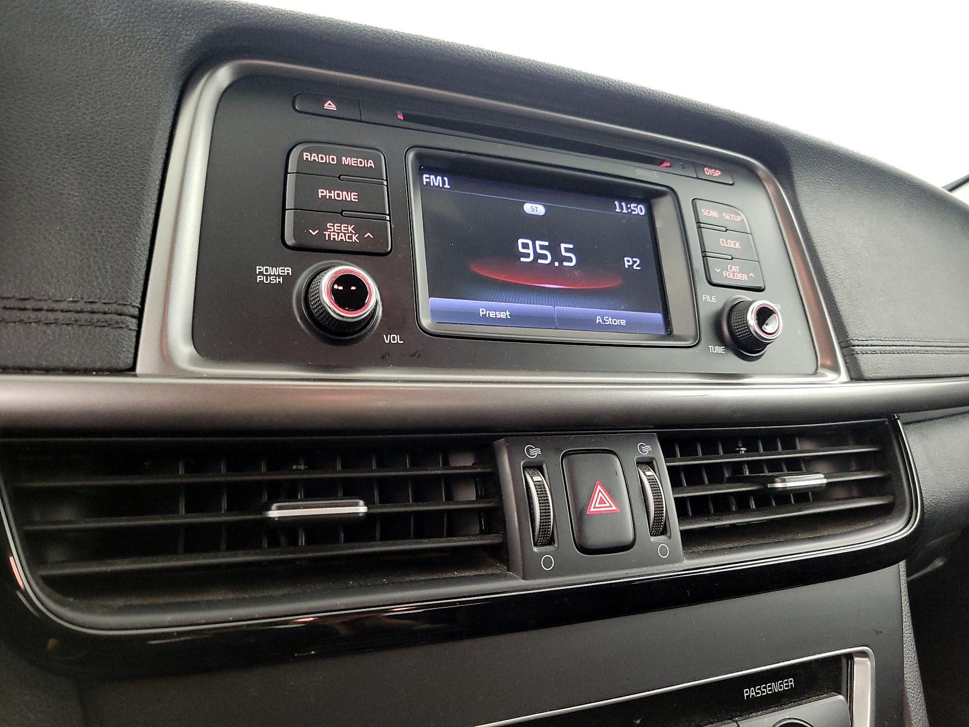 Thumbnail: 2016 Kia Optima - 15