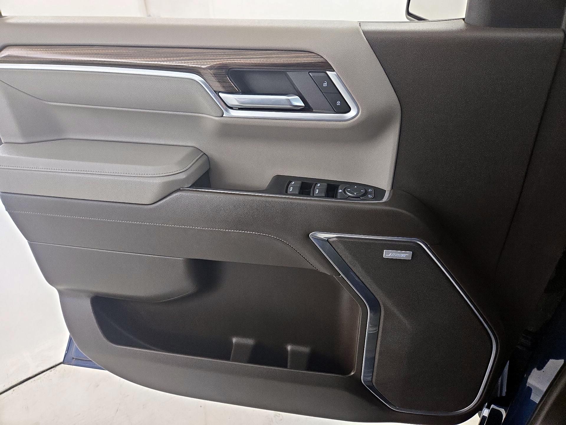 Thumbnail: 2023 Chevrolet Silverado 1500 - 12