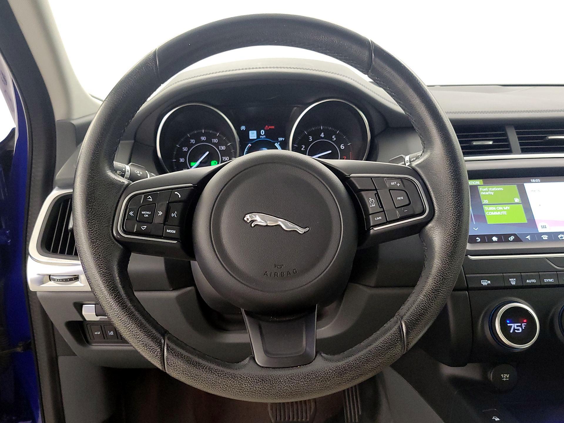 Thumbnail: 2020 Jaguar E-Pace - 10