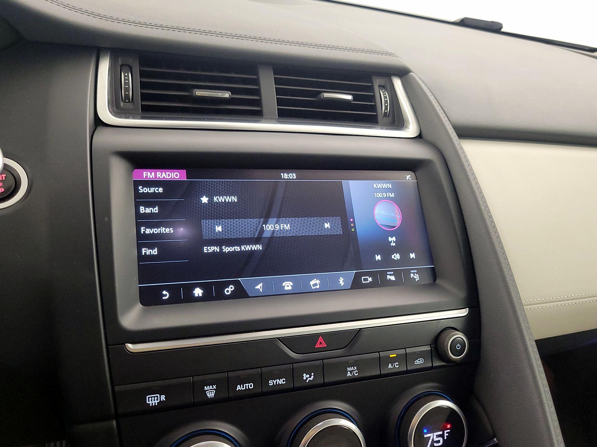 Thumbnail: 2020 Jaguar E-Pace - 16