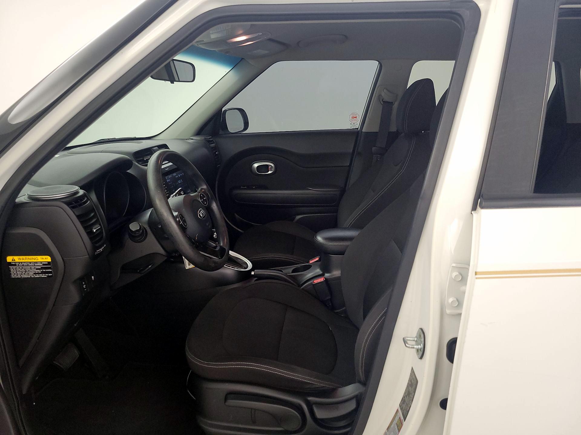 Thumbnail: 2018 Kia Soul - 11