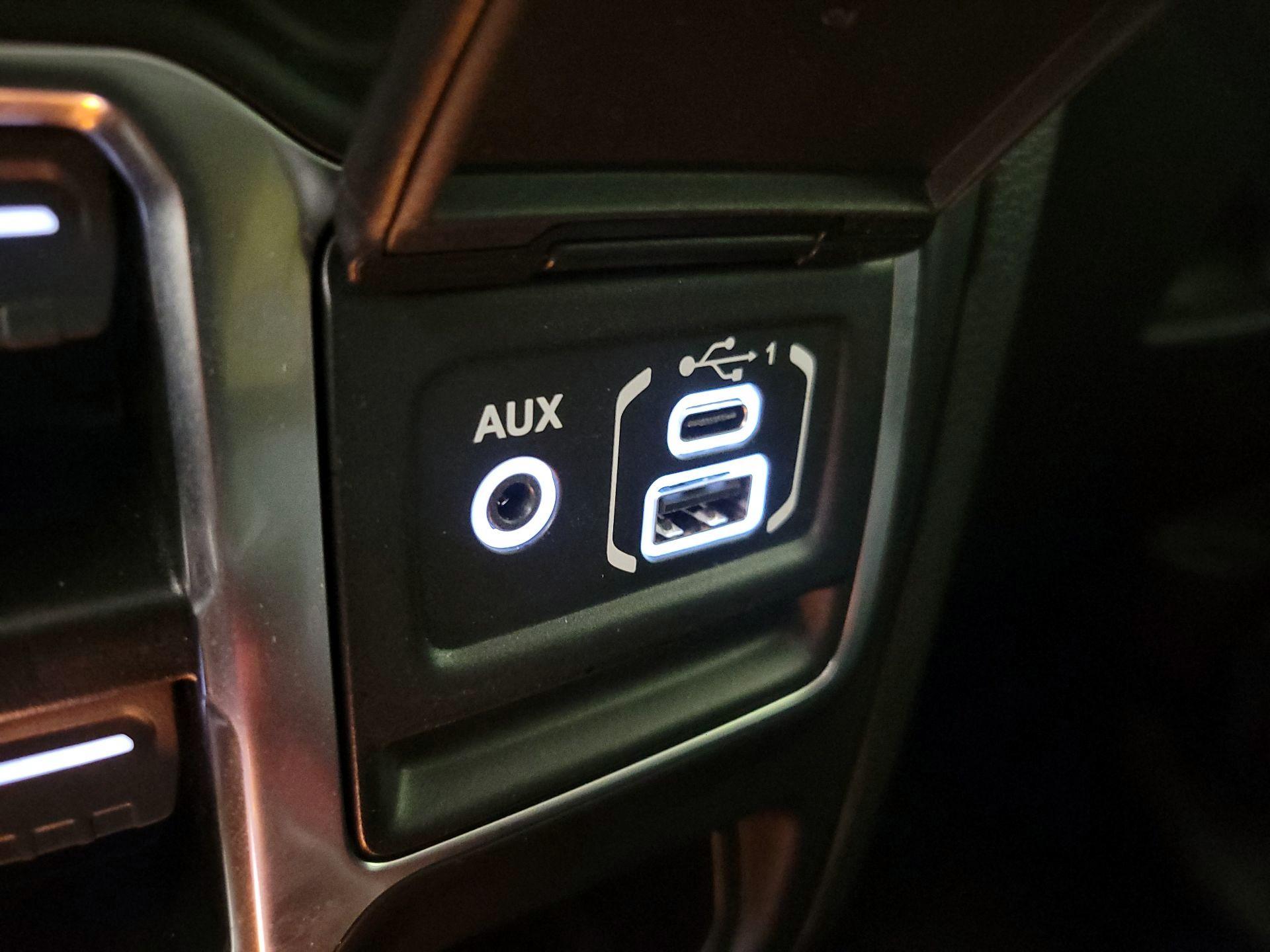 Thumbnail: 2023 Jeep Gladiator - 19