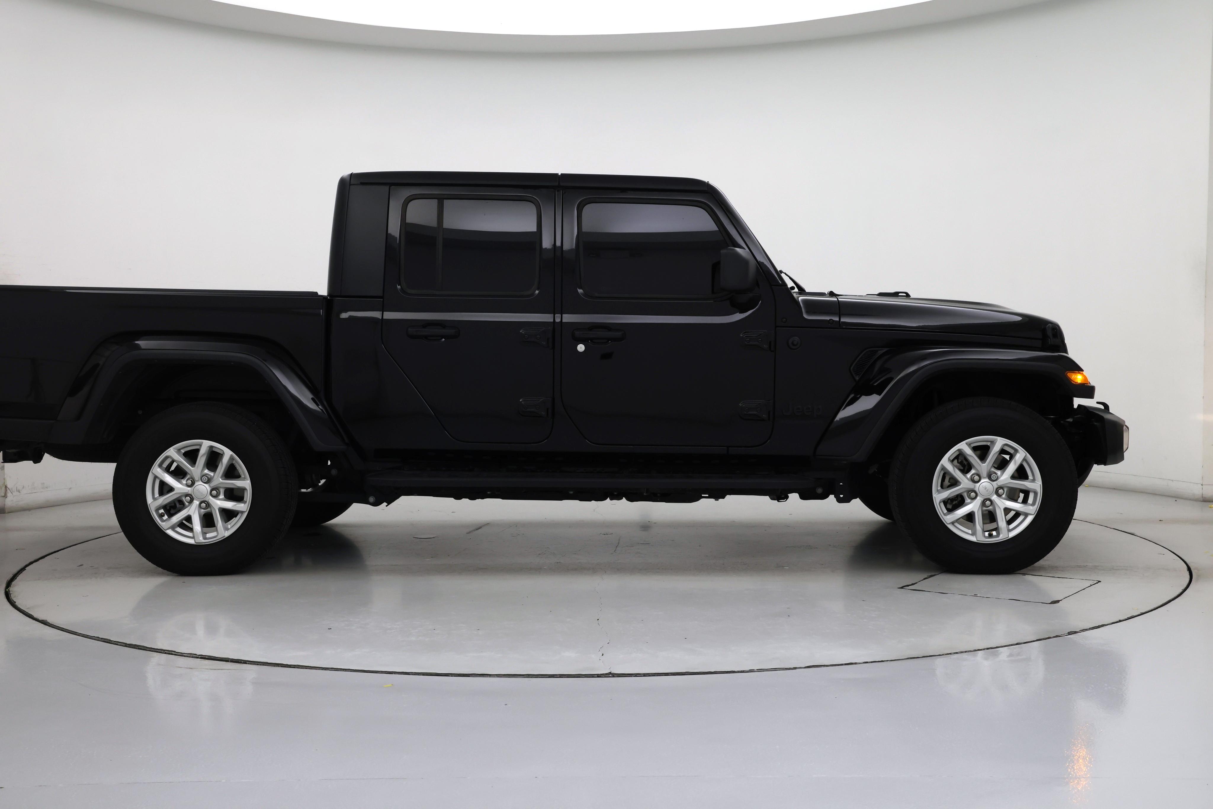 Thumbnail: 2023 Jeep Gladiator - 7