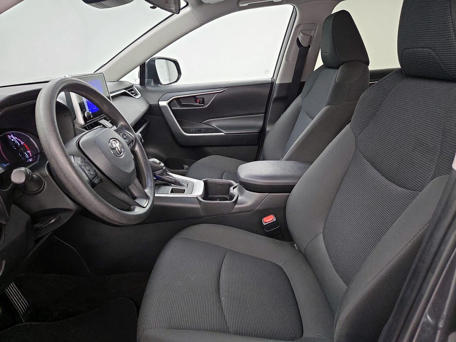 Thumbnail: 2024 Toyota RAV4 - 9