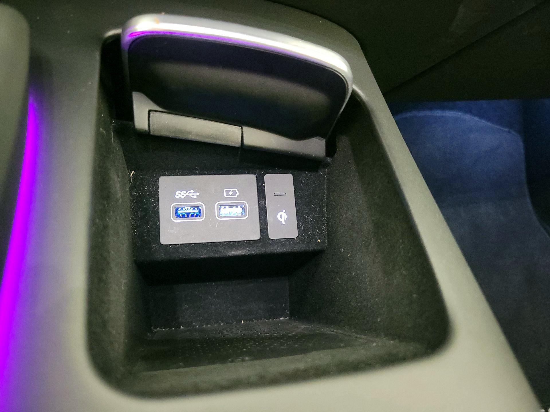 Thumbnail: 2025 Genesis GV70 - 19