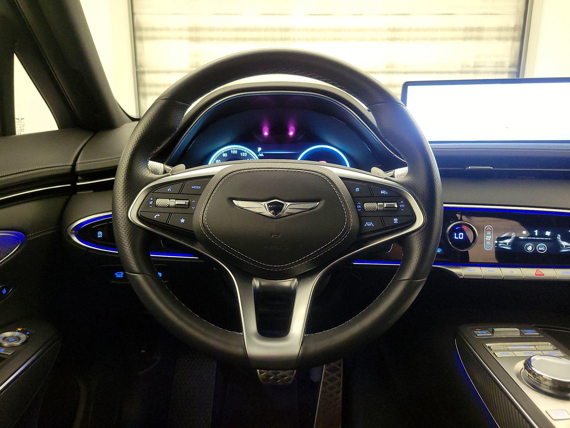 Thumbnail: 2025 Genesis GV70 - 10