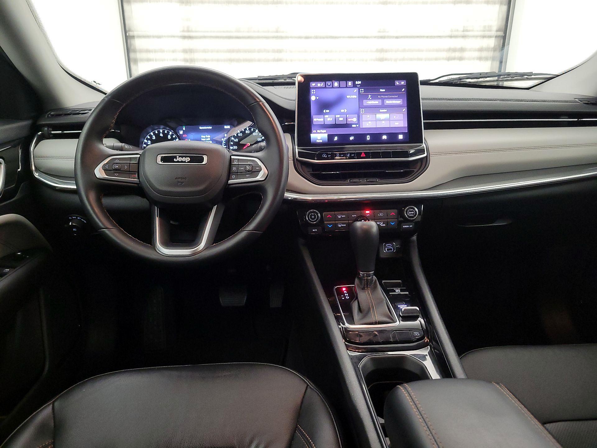 Thumbnail: 2022 Jeep Compass - 9