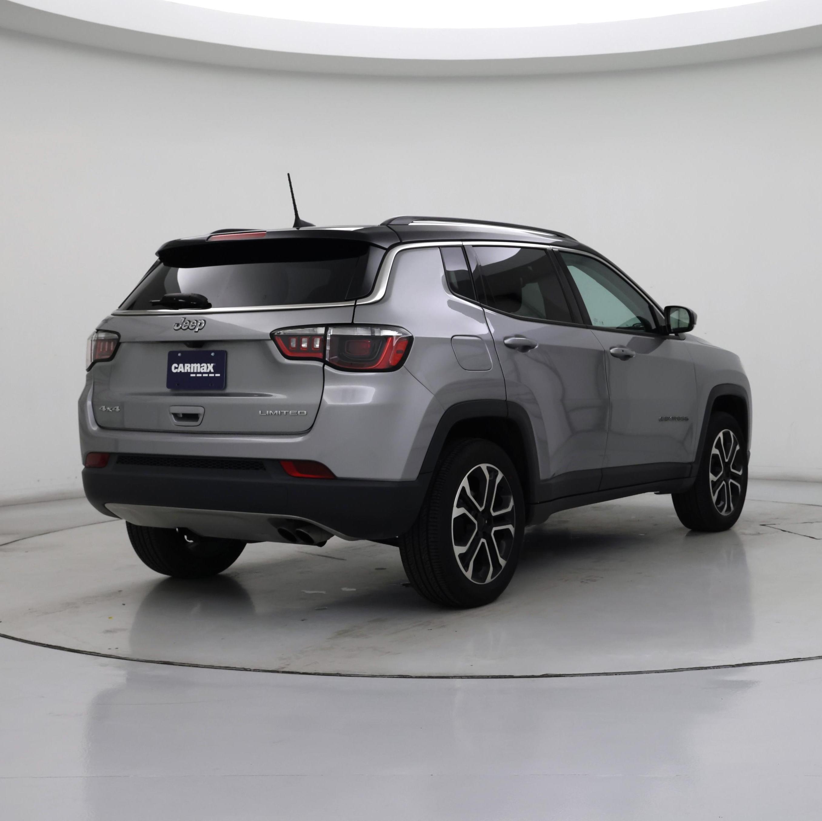 Thumbnail: 2022 Jeep Compass - 8