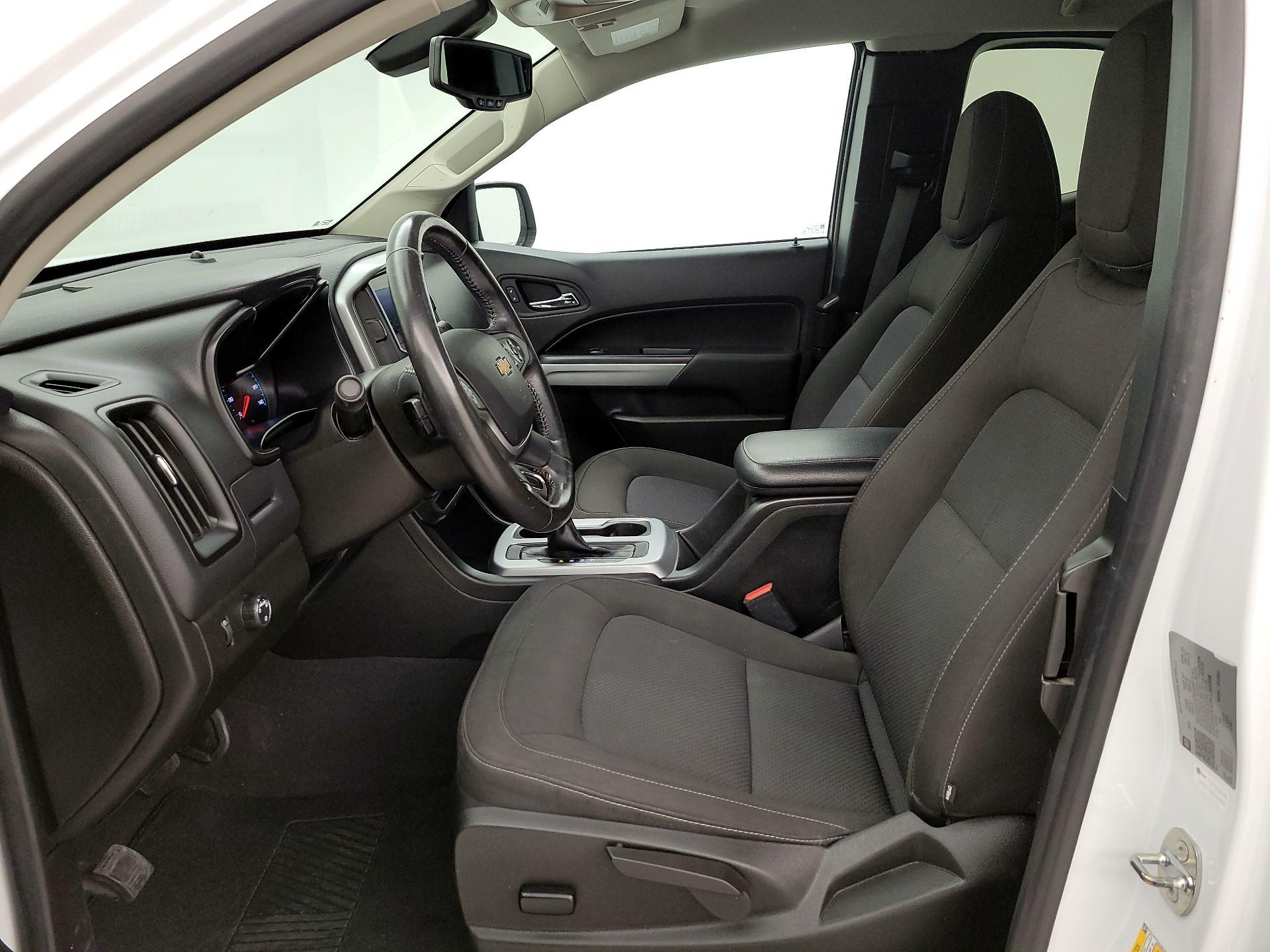 Thumbnail: 2022 Chevrolet Colorado - 11