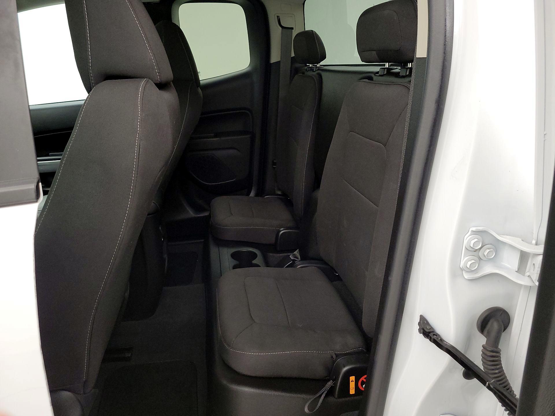 Thumbnail: 2022 Chevrolet Colorado - 19