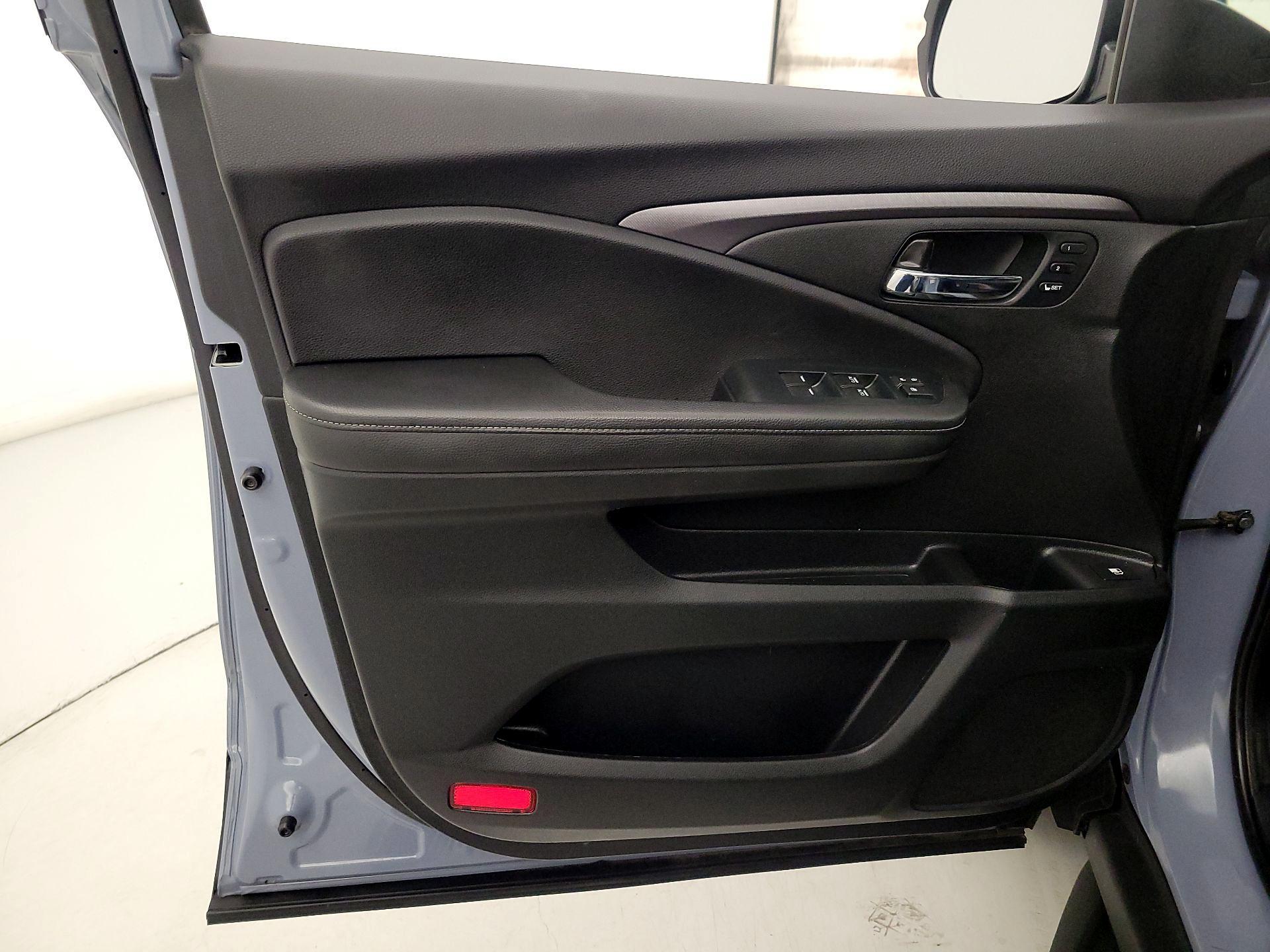 Thumbnail: 2023 Honda Ridgeline - 12