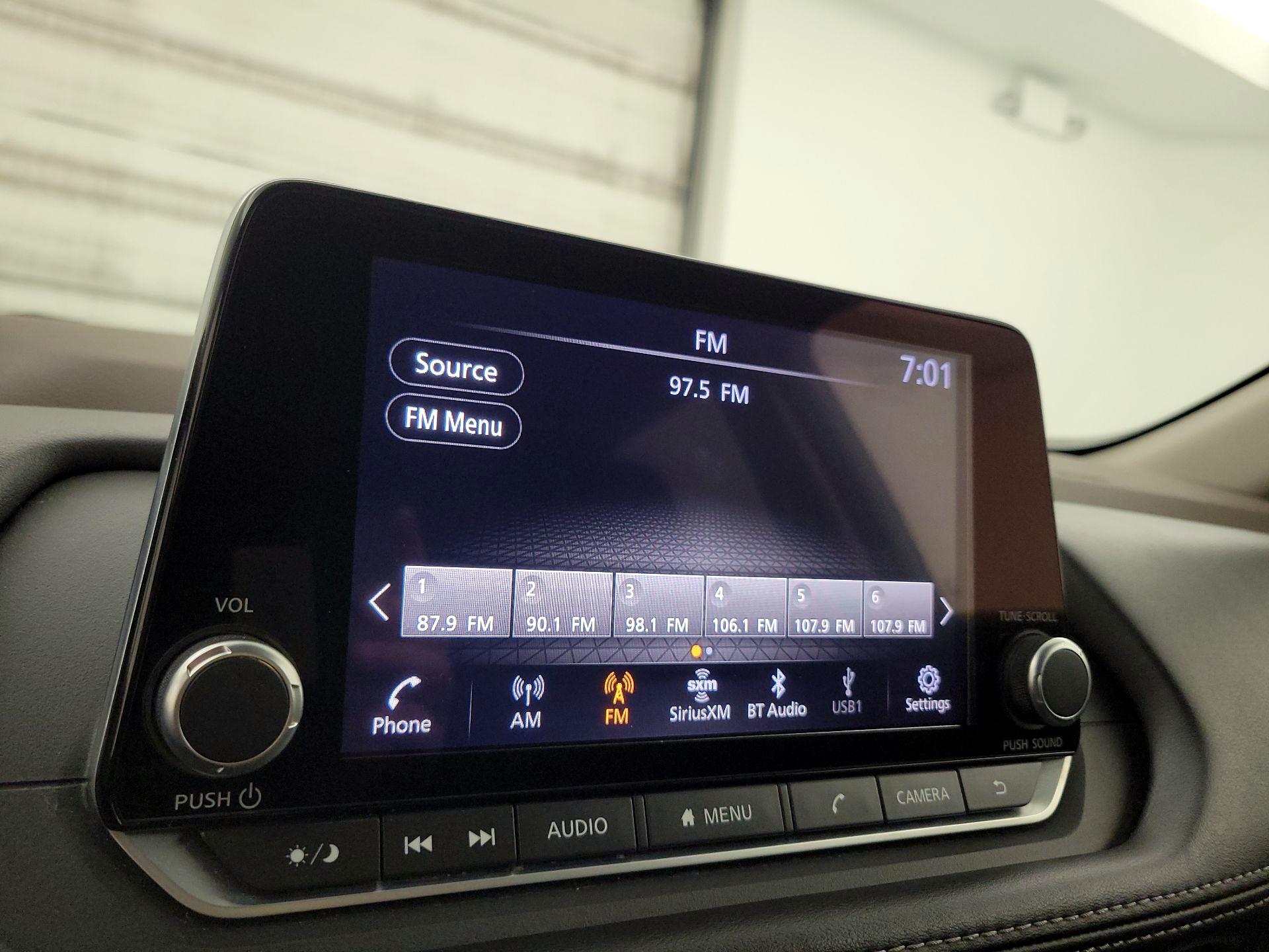 Thumbnail: 2023 Nissan Rogue - 15