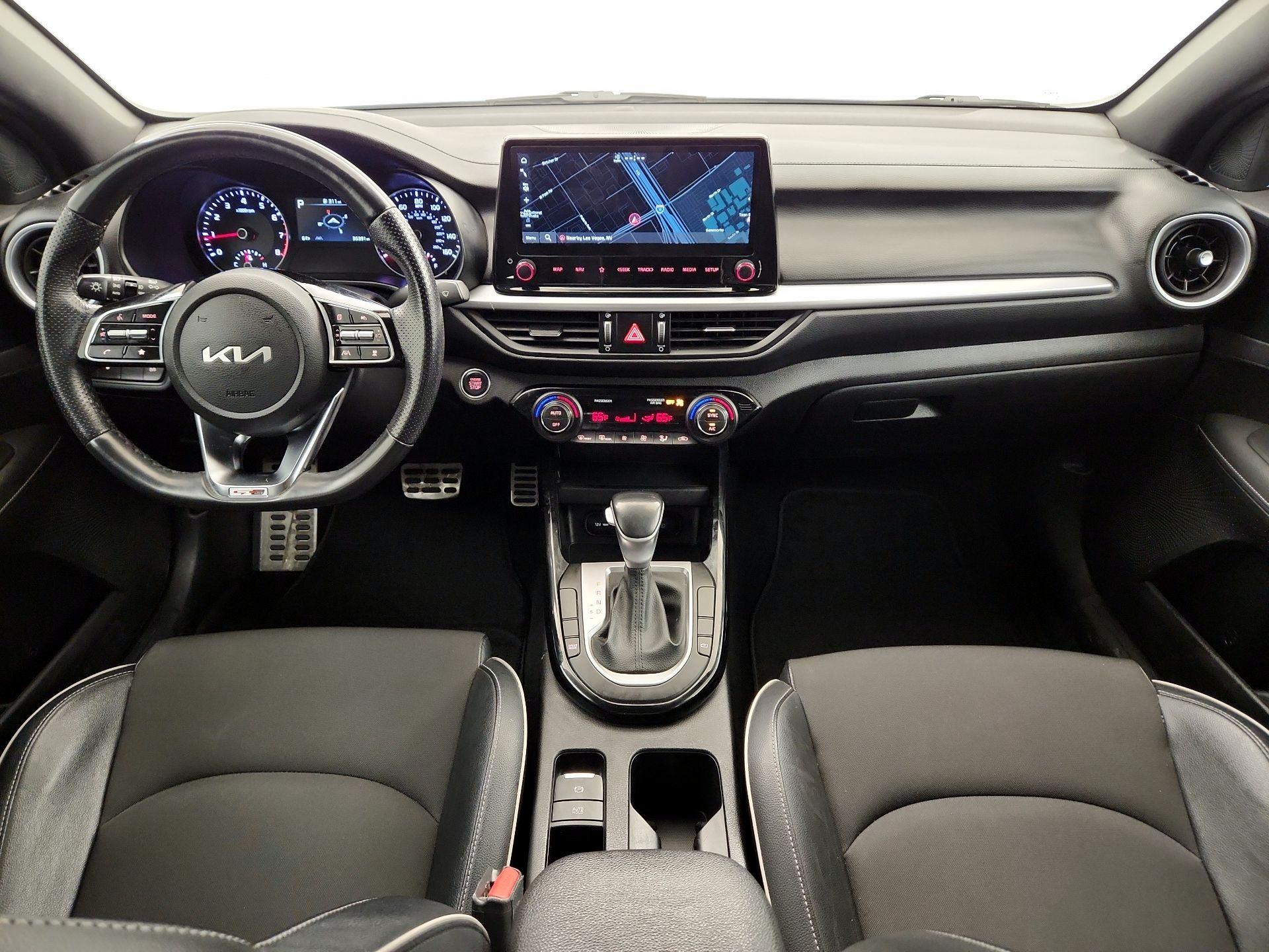 Thumbnail: 2023 Kia Forte - 9