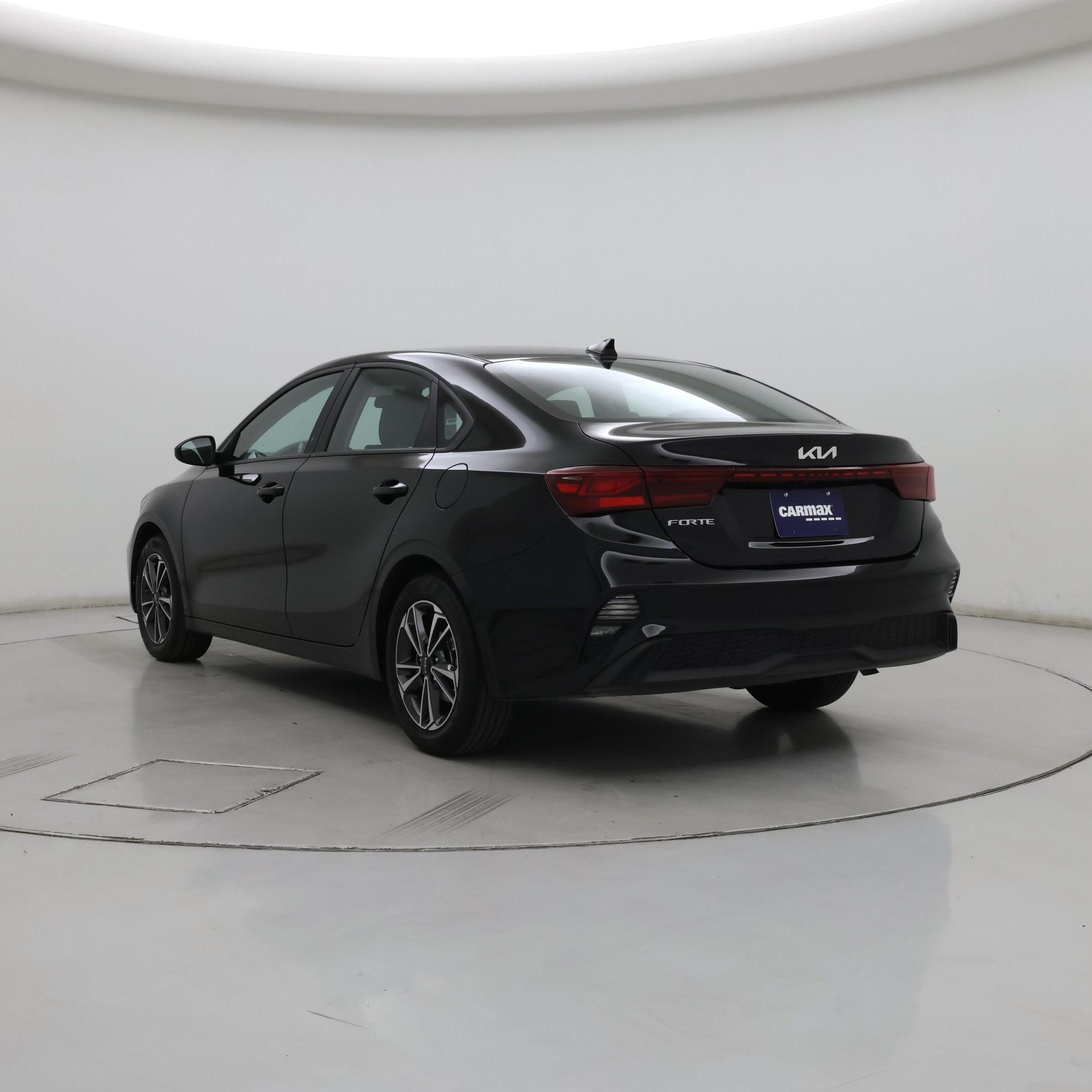 Thumbnail: 2024 Kia Forte - 2