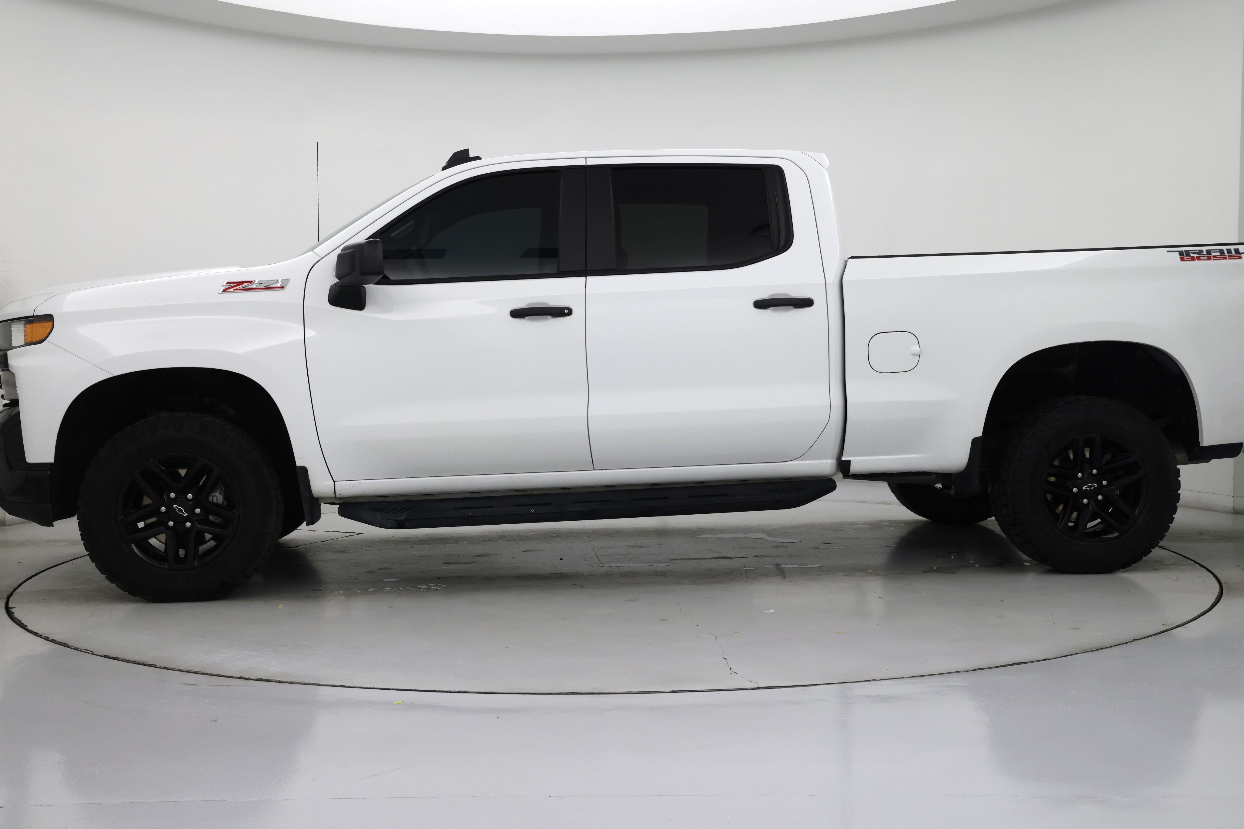 Thumbnail: 2021 Chevrolet Silverado 1500 - 3