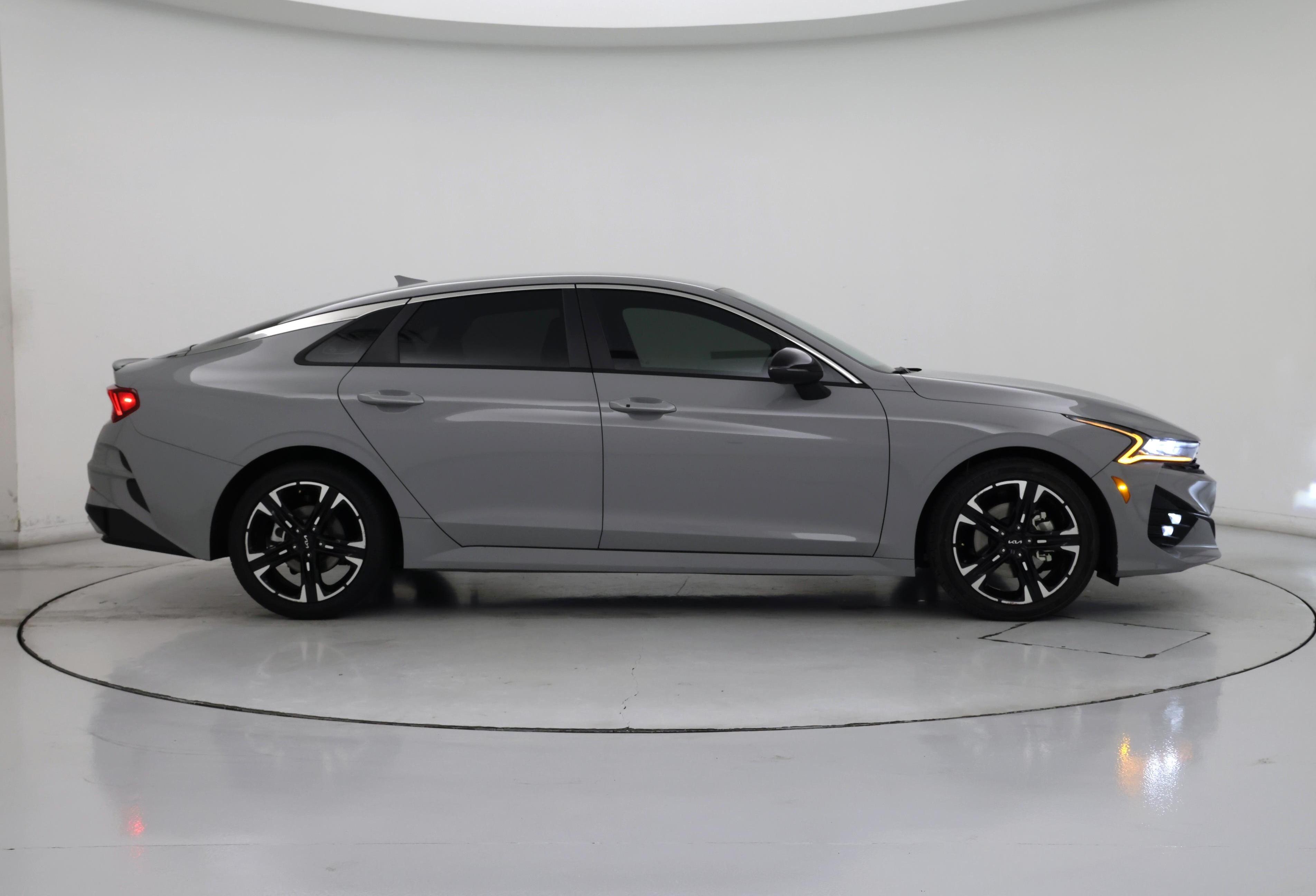 Thumbnail: 2023 Kia K5 - 7