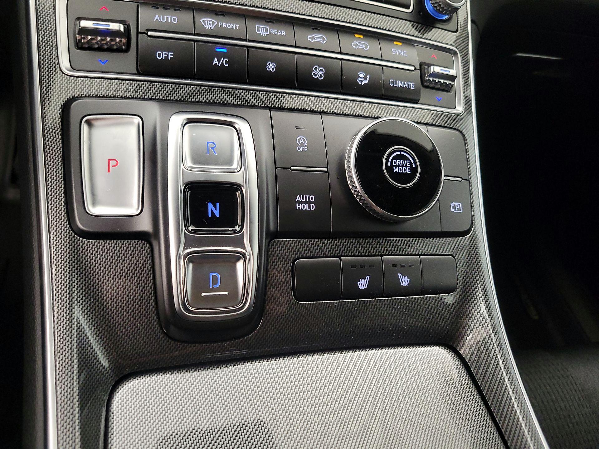 Thumbnail: 2023 Hyundai Santa Fe - 18