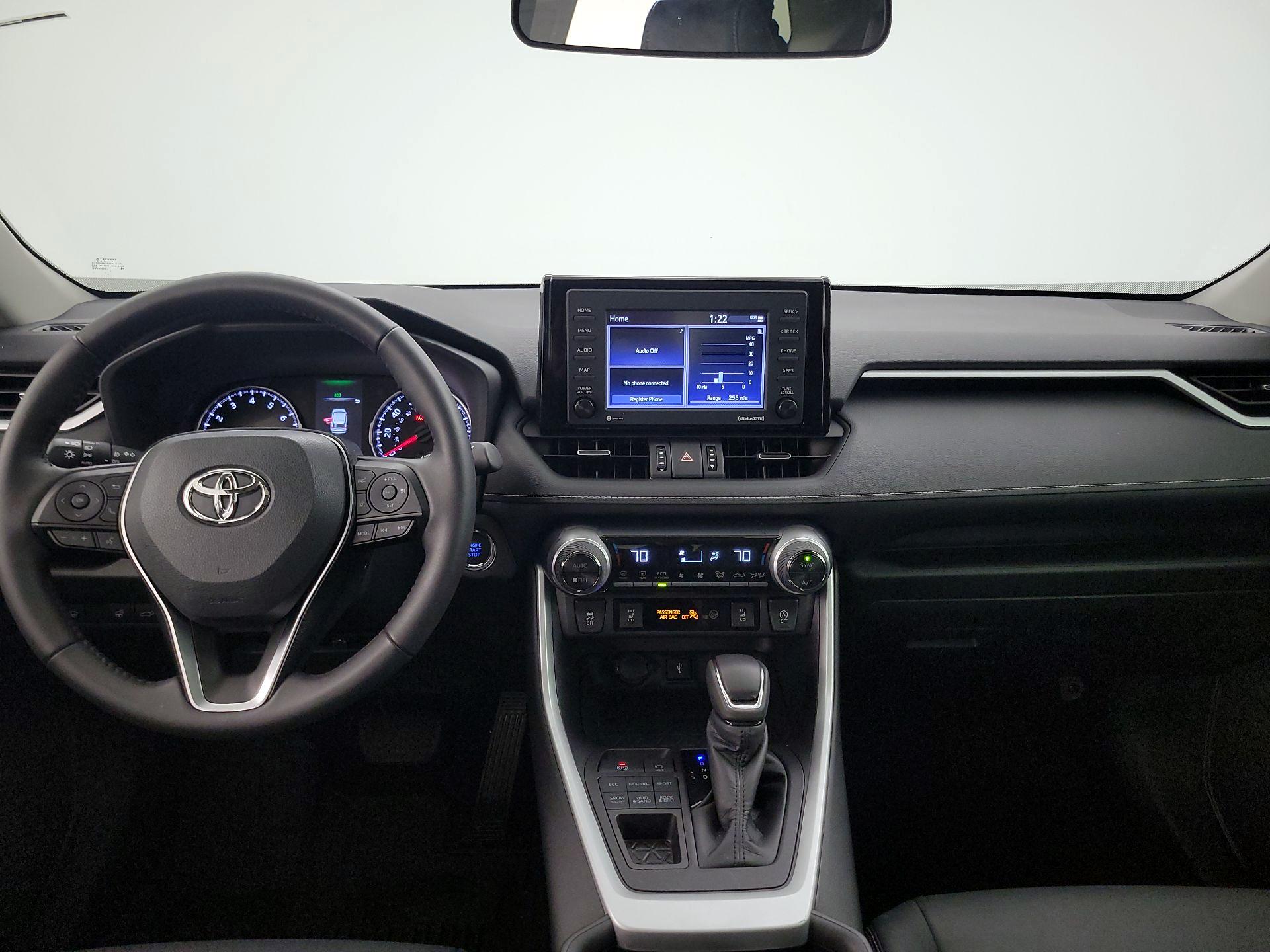 Thumbnail: 2021 Toyota RAV4 - 9