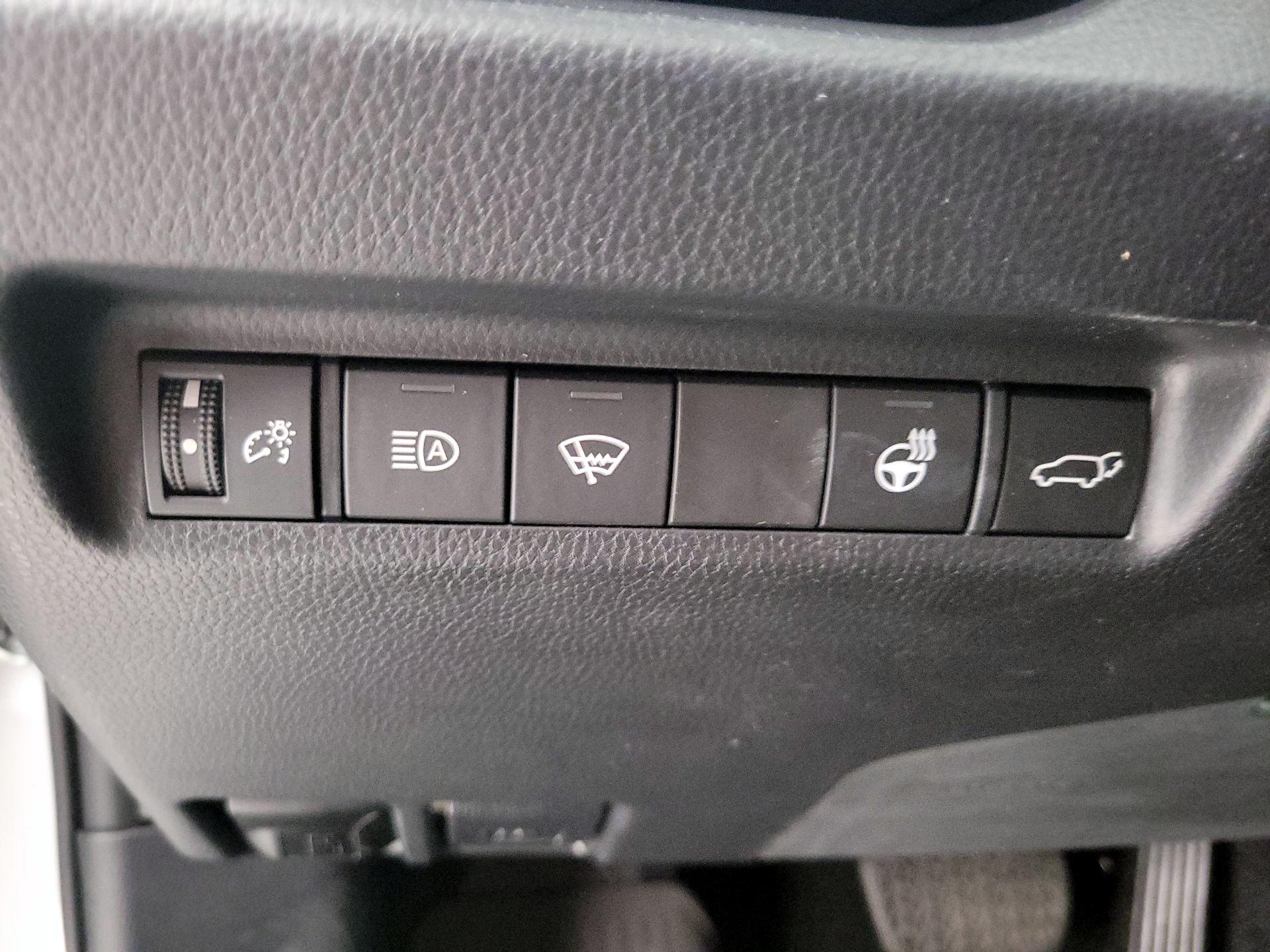 Thumbnail: 2021 Toyota RAV4 - 13