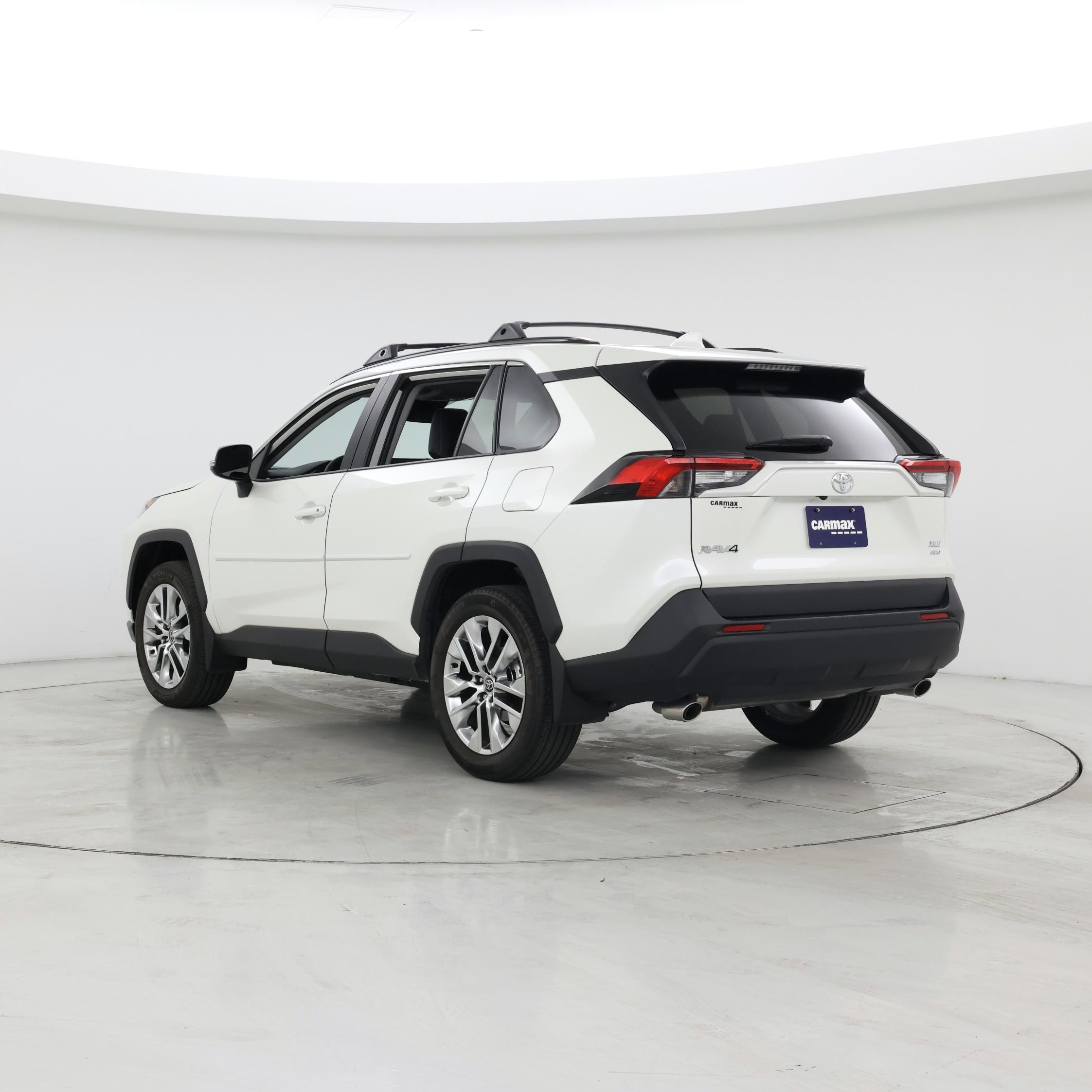 Thumbnail: 2021 Toyota RAV4 - 2