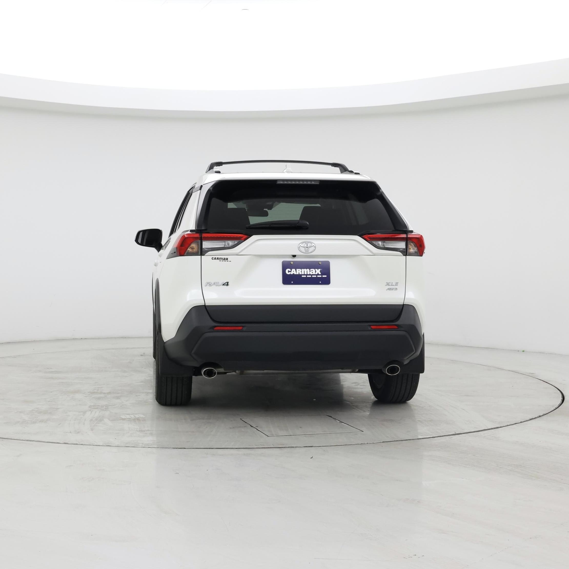 Thumbnail: 2021 Toyota RAV4 - 6