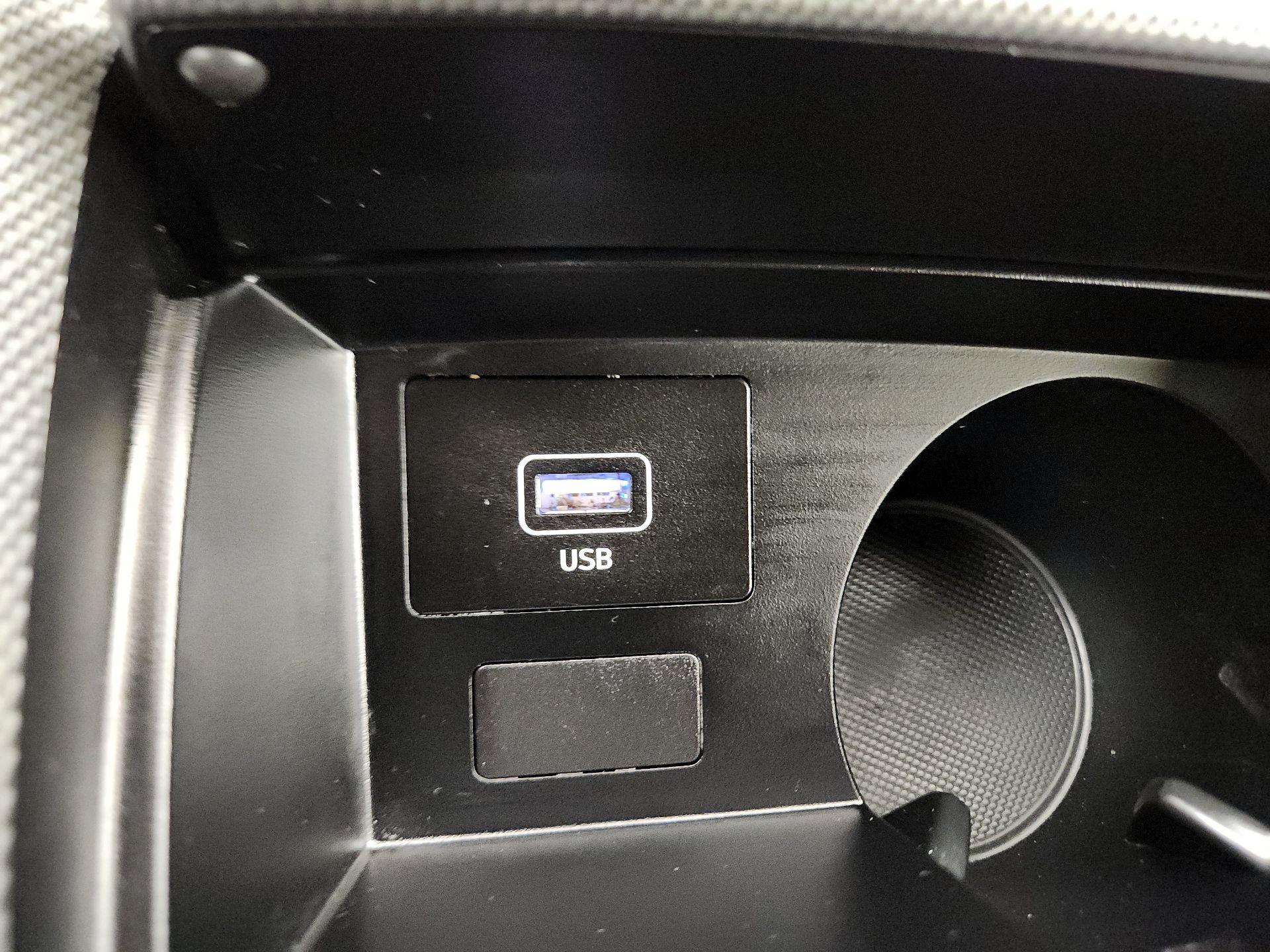 Thumbnail: 2023 Hyundai Santa Fe - 18