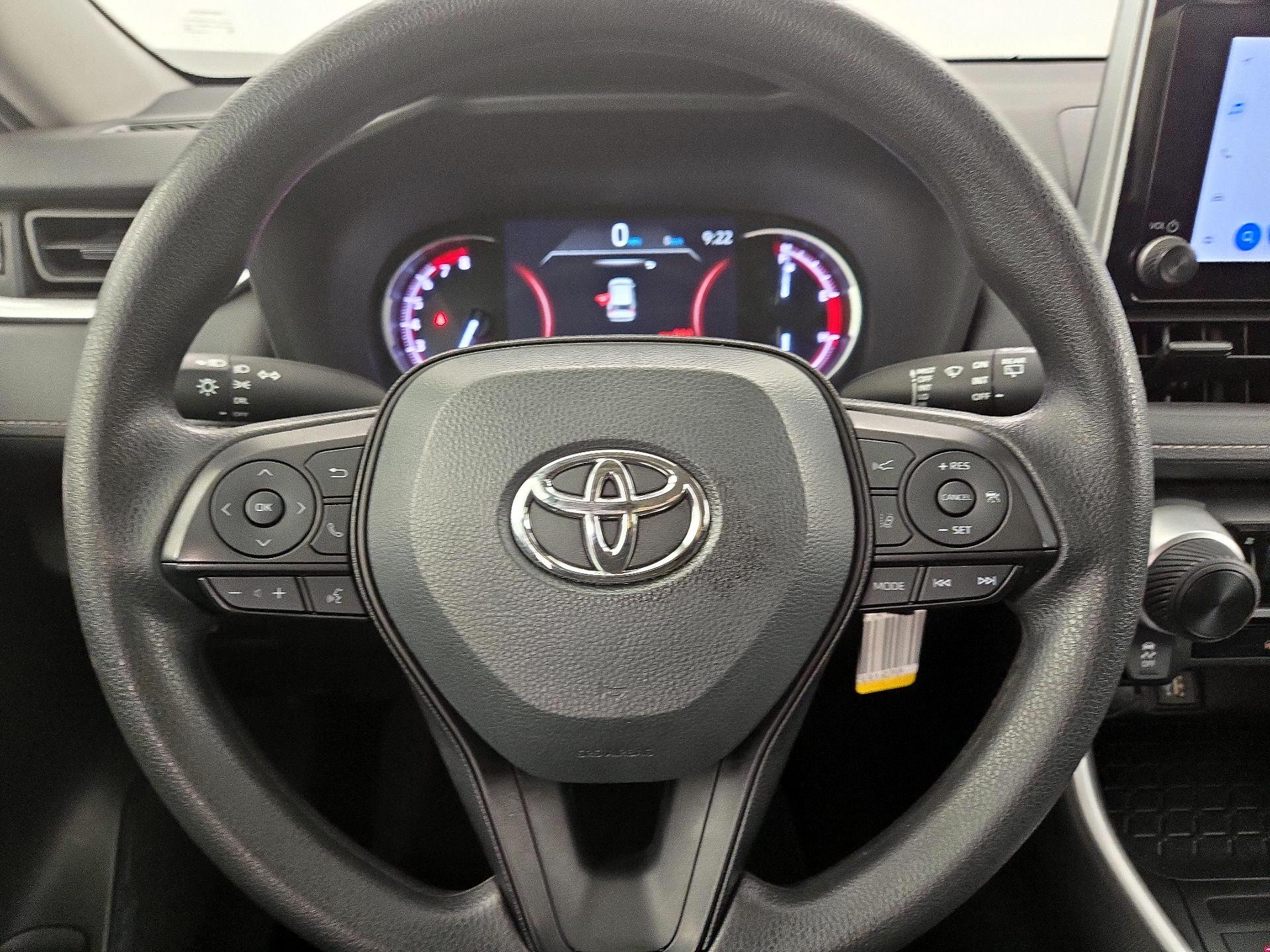 Thumbnail: 2024 Toyota RAV4 - 10