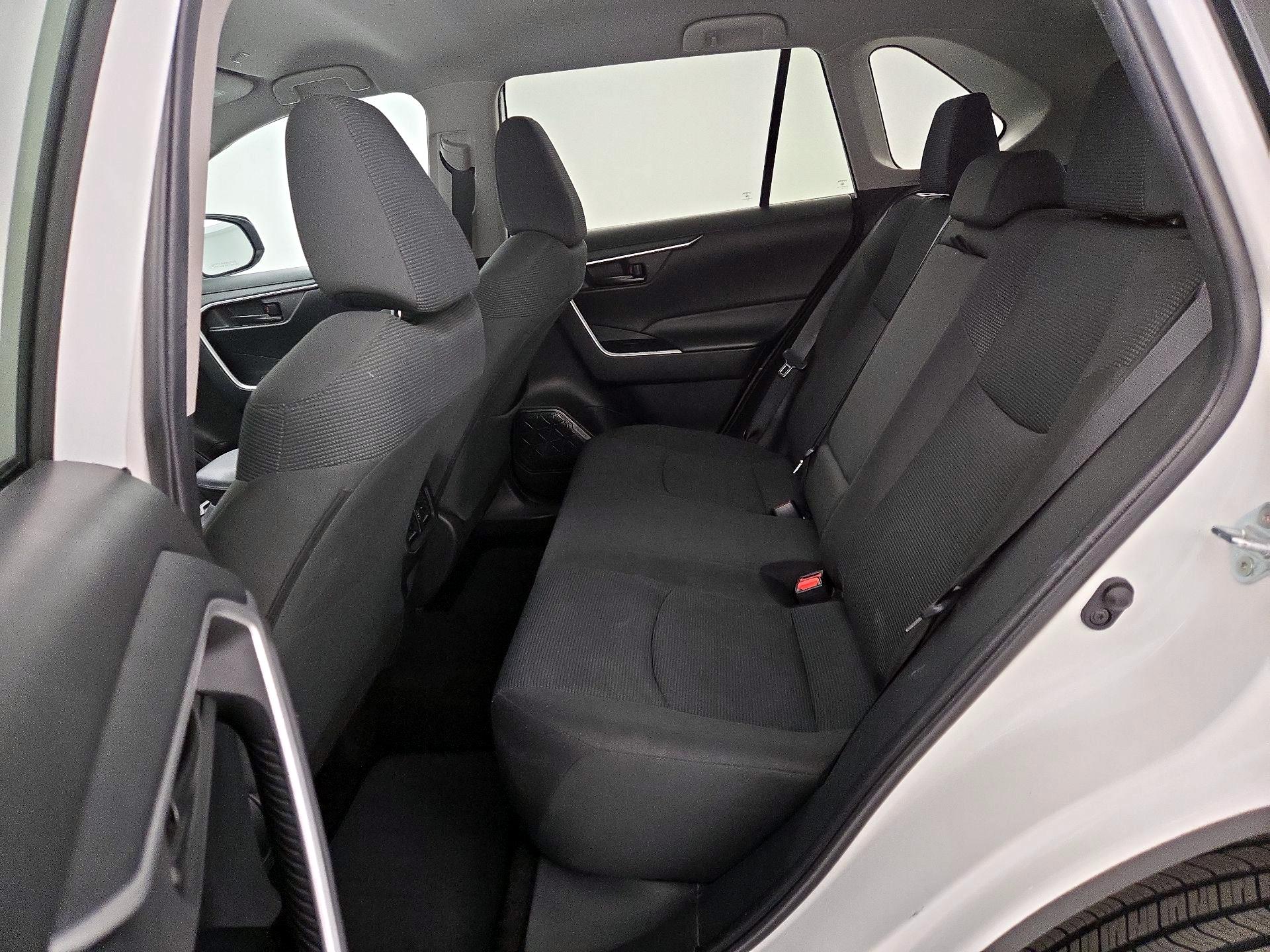 Thumbnail: 2024 Toyota RAV4 - 19