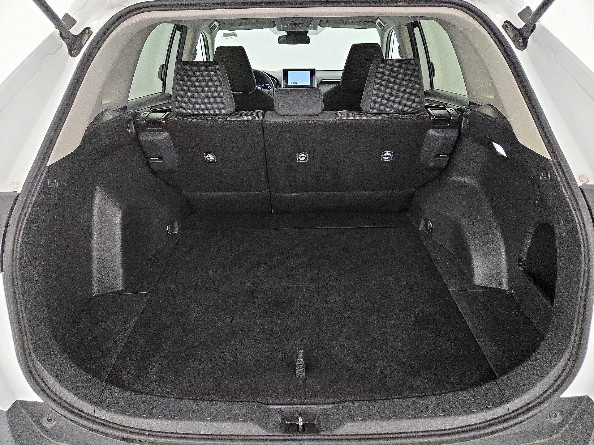 Thumbnail: 2024 Toyota RAV4 - 20