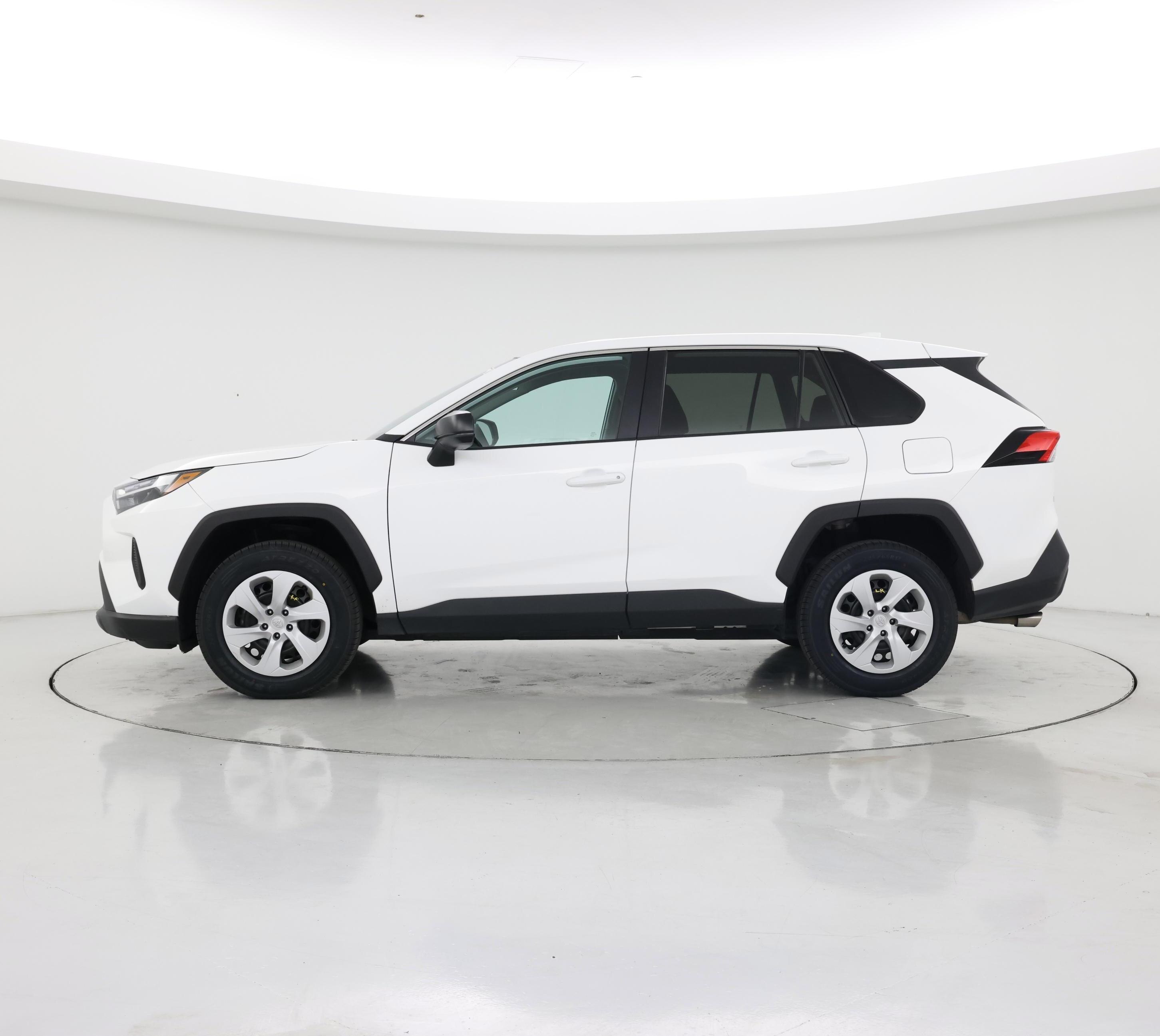 Thumbnail: 2024 Toyota RAV4 - 3