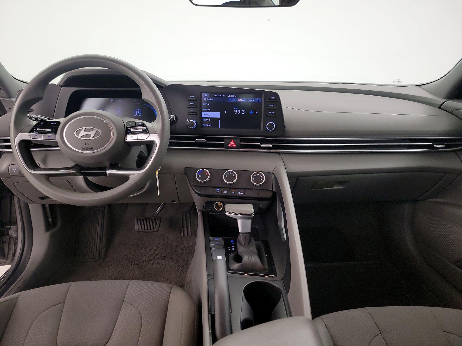 Thumbnail: 2024 Hyundai Elantra - 9