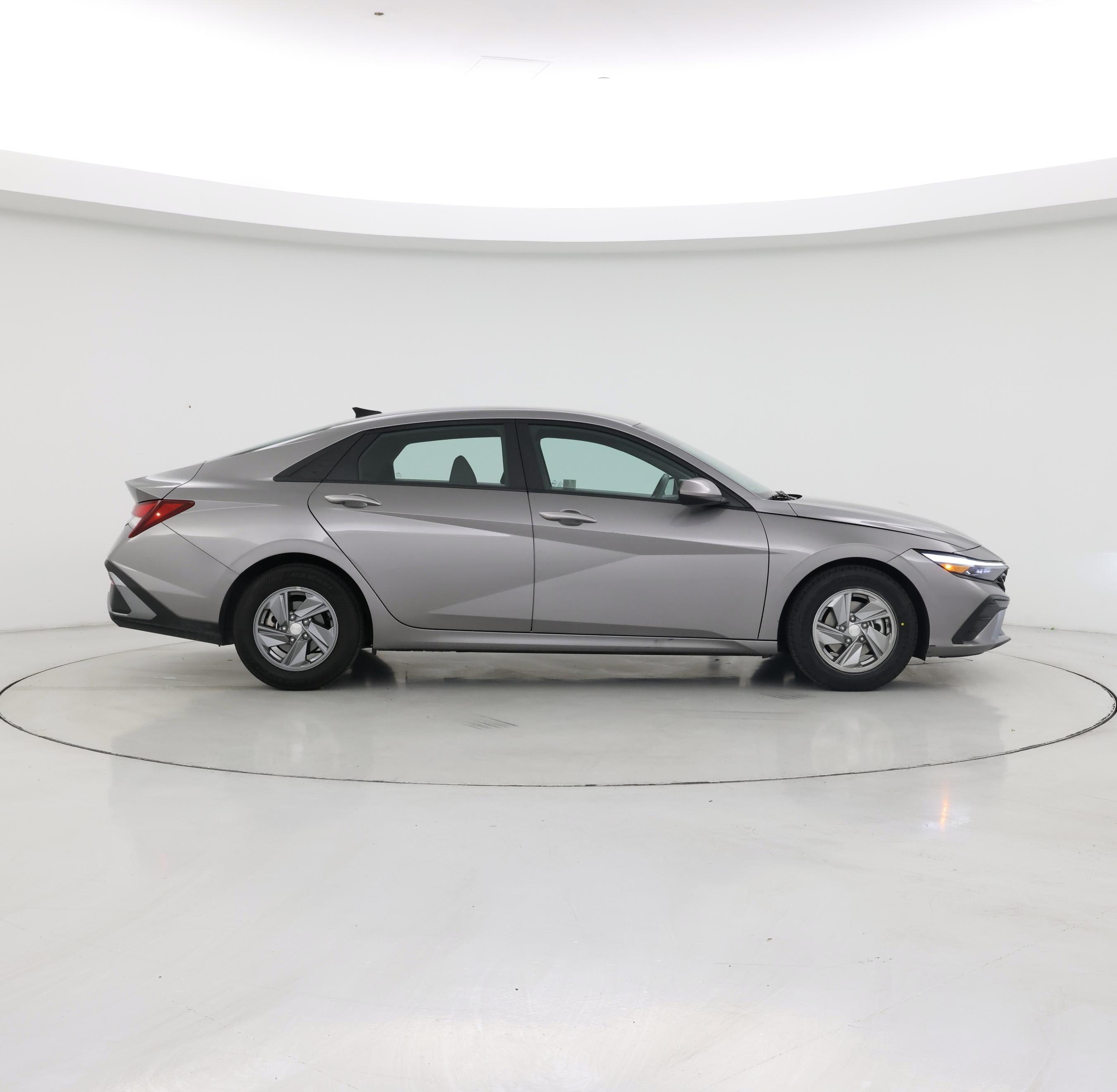 Thumbnail: 2024 Hyundai Elantra - 7