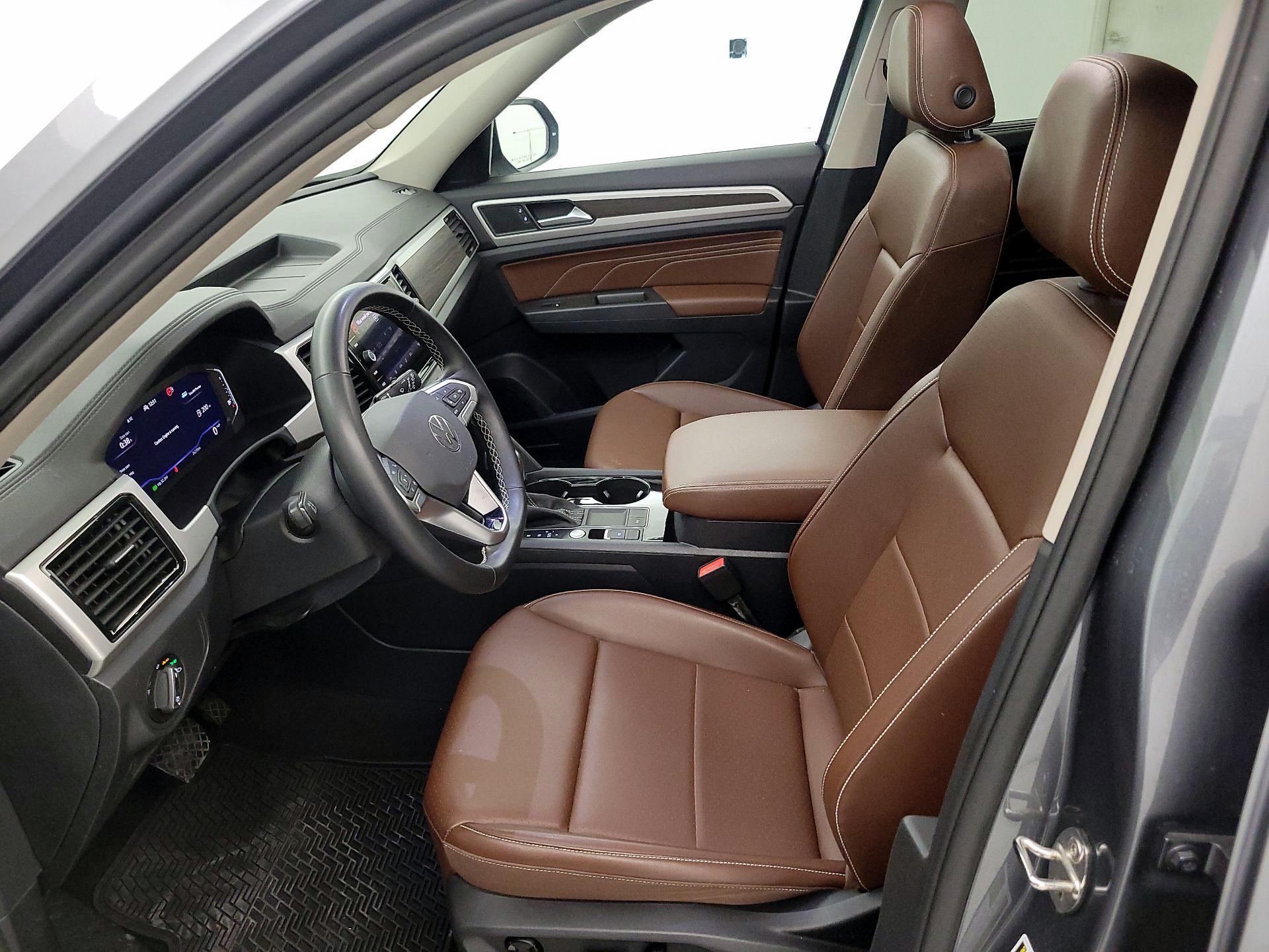 Thumbnail: 2022 Volkswagen Atlas - 11