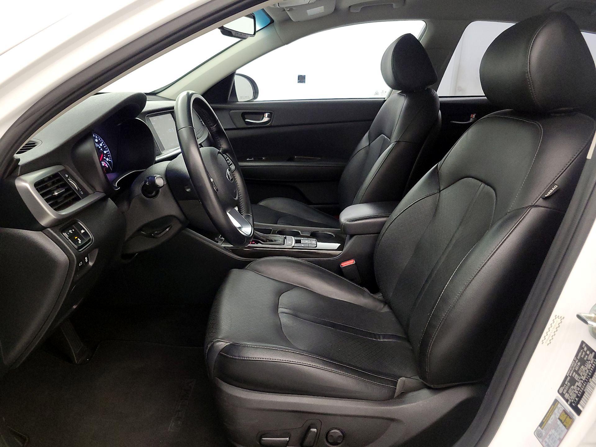 Thumbnail: 2020 Kia Optima - 11