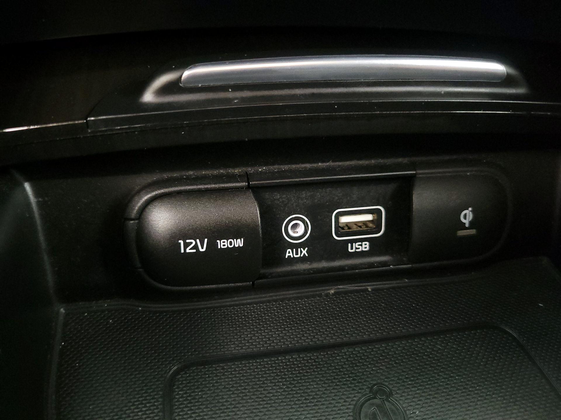 Thumbnail: 2020 Kia Optima - 18