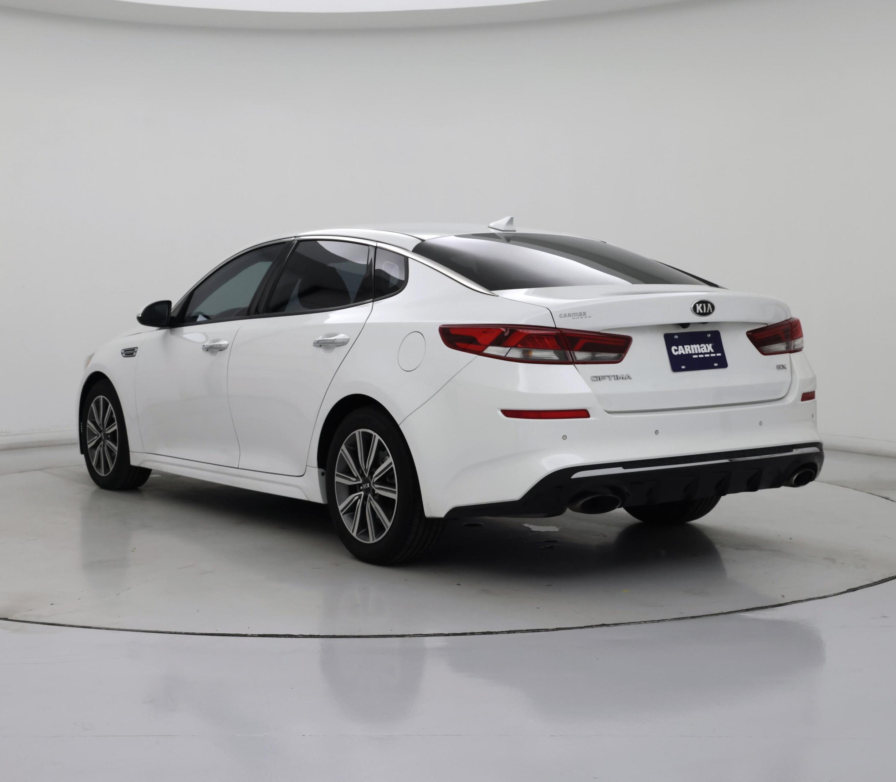 Thumbnail: 2020 Kia Optima - 2