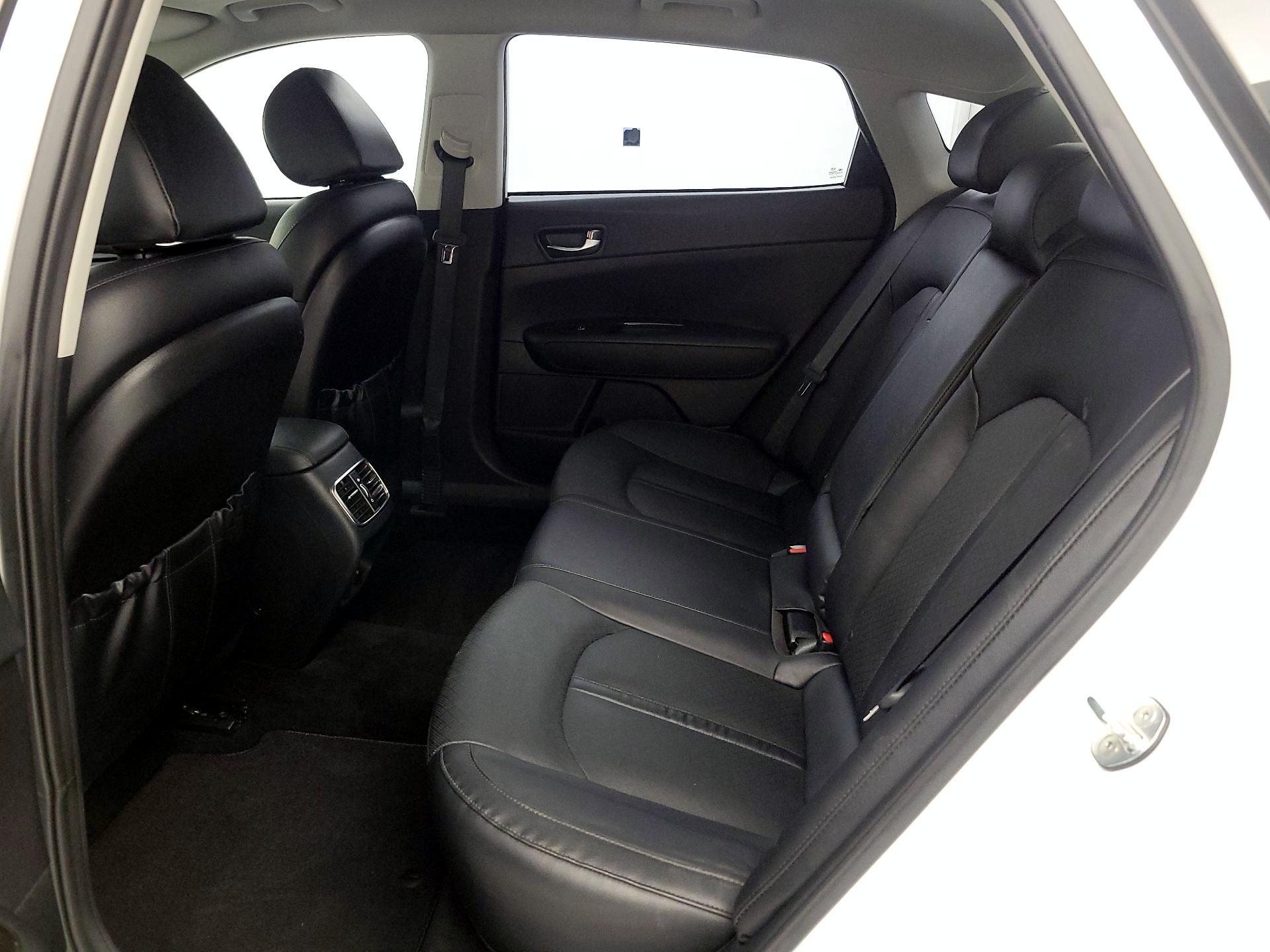 Thumbnail: 2020 Kia Optima - 19