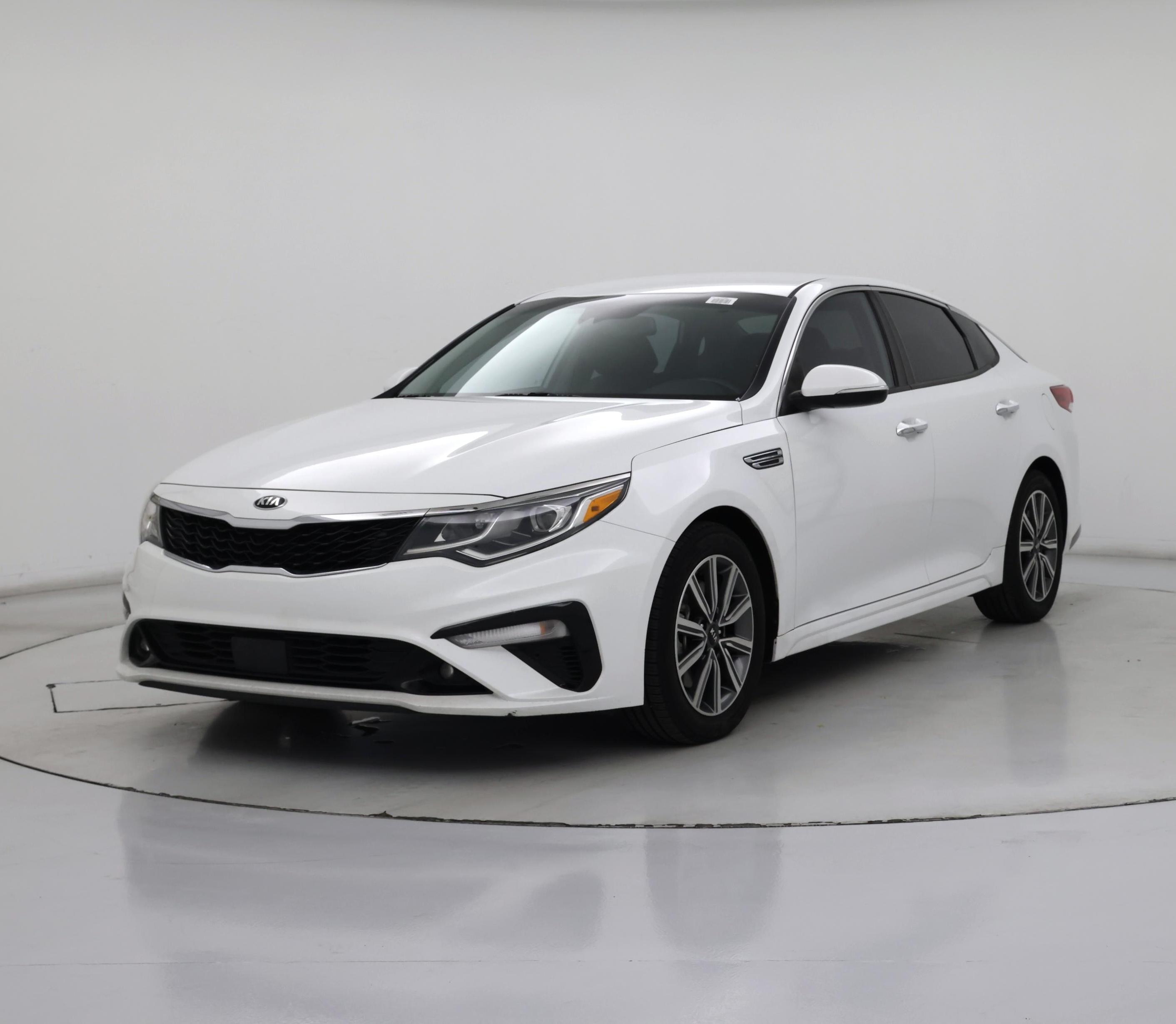 Thumbnail: 2020 Kia Optima - 4
