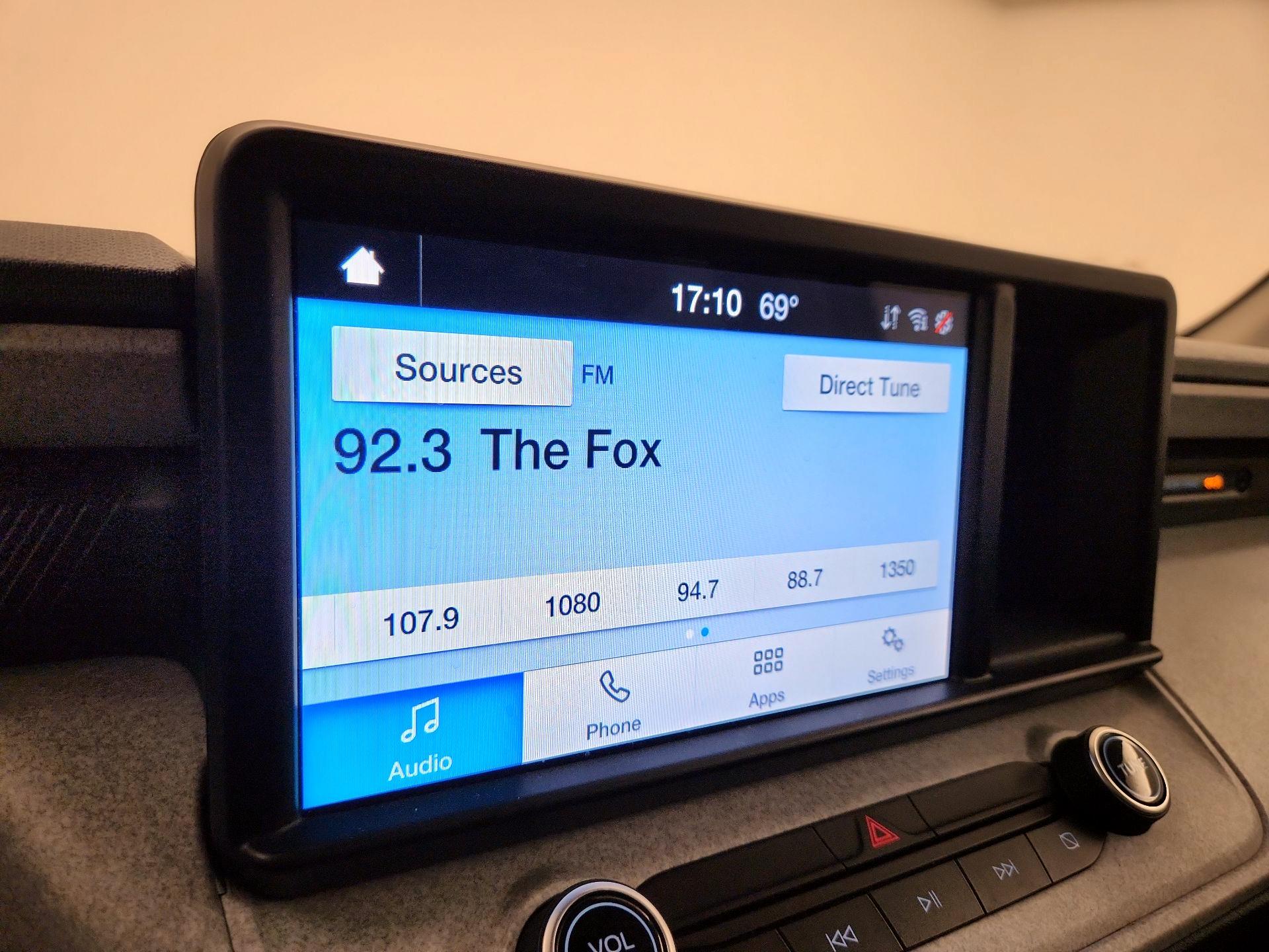 Thumbnail: 2022 Ford Maverick - 15