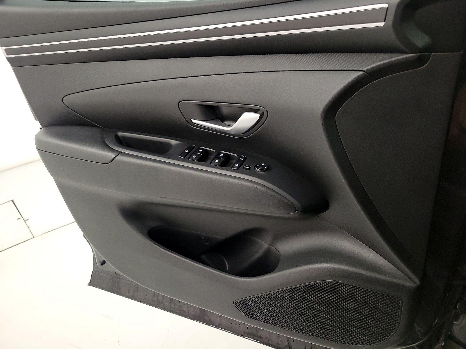 Thumbnail: 2023 Hyundai Tucson - 12