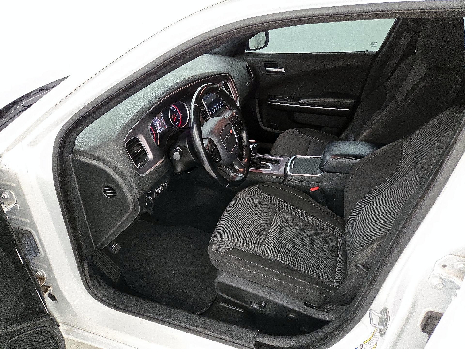 Thumbnail: 2022 Dodge Charger - 11