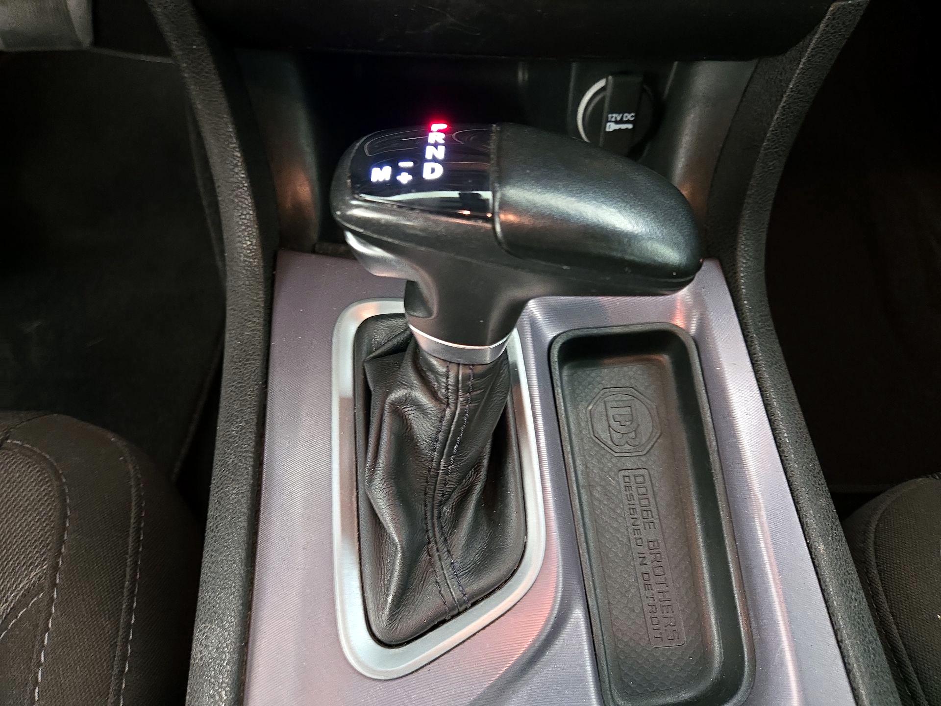 Thumbnail: 2022 Dodge Charger - 17