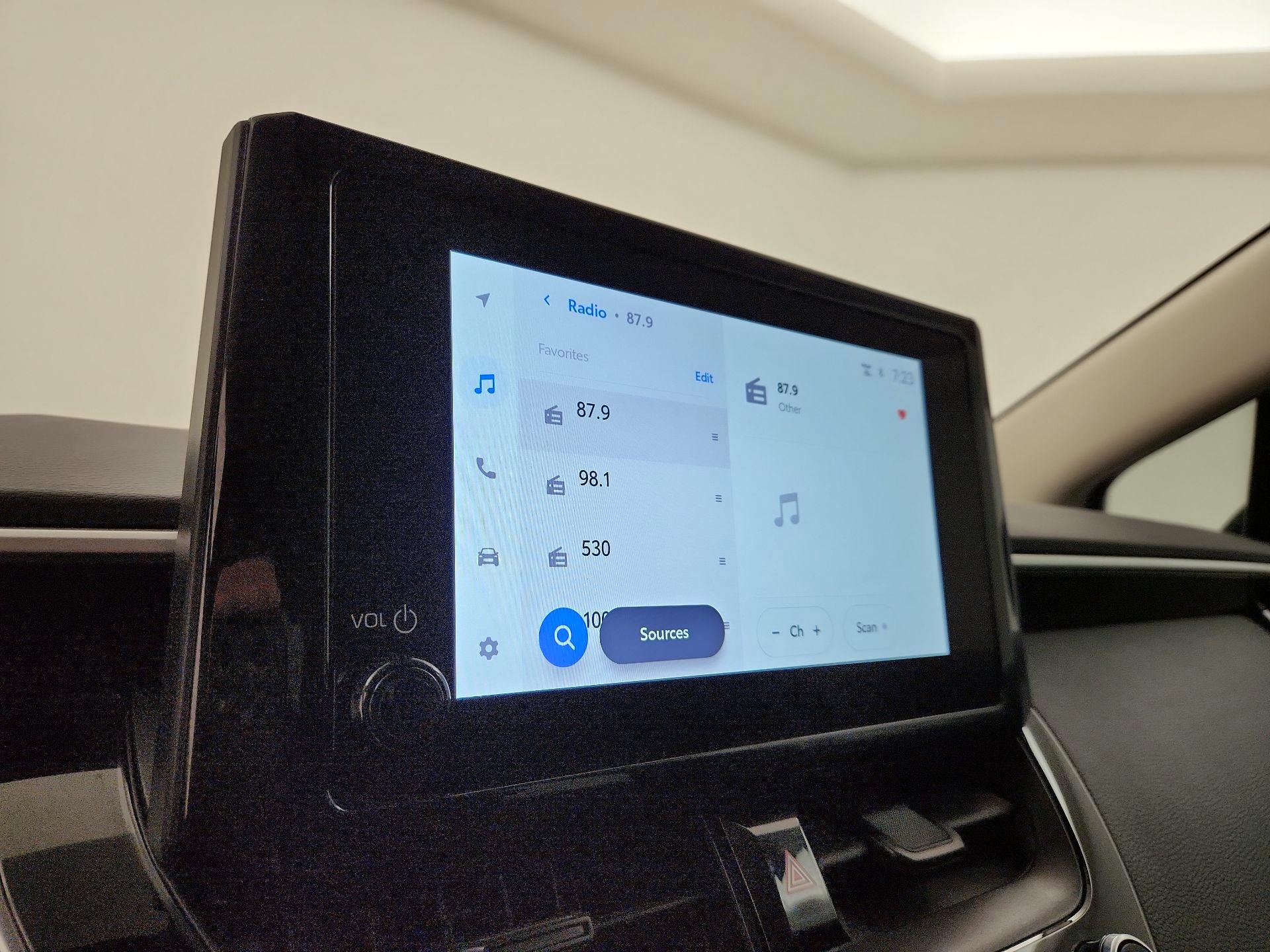 Thumbnail: 2025 Toyota Corolla - 15