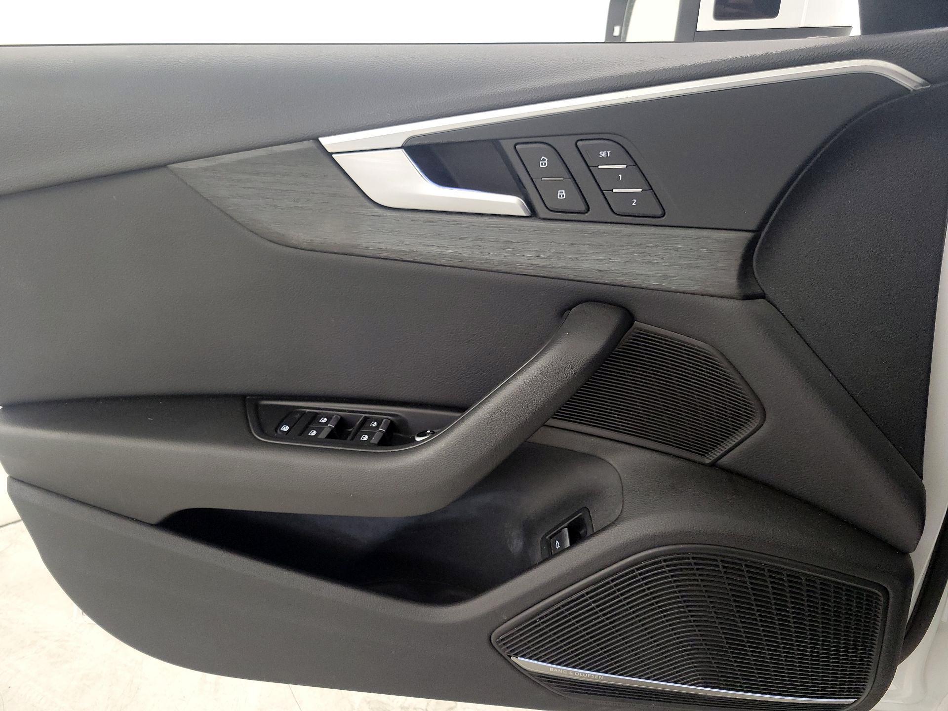 Thumbnail: 2017 Audi A4 - 12