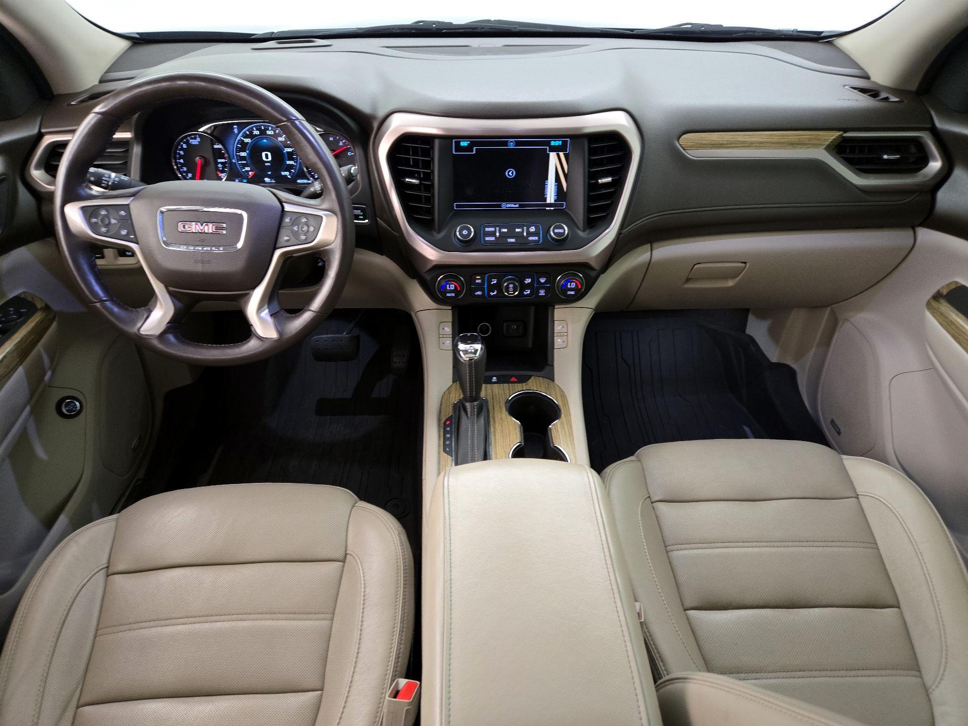 Thumbnail: 2017 GMC Acadia - 9